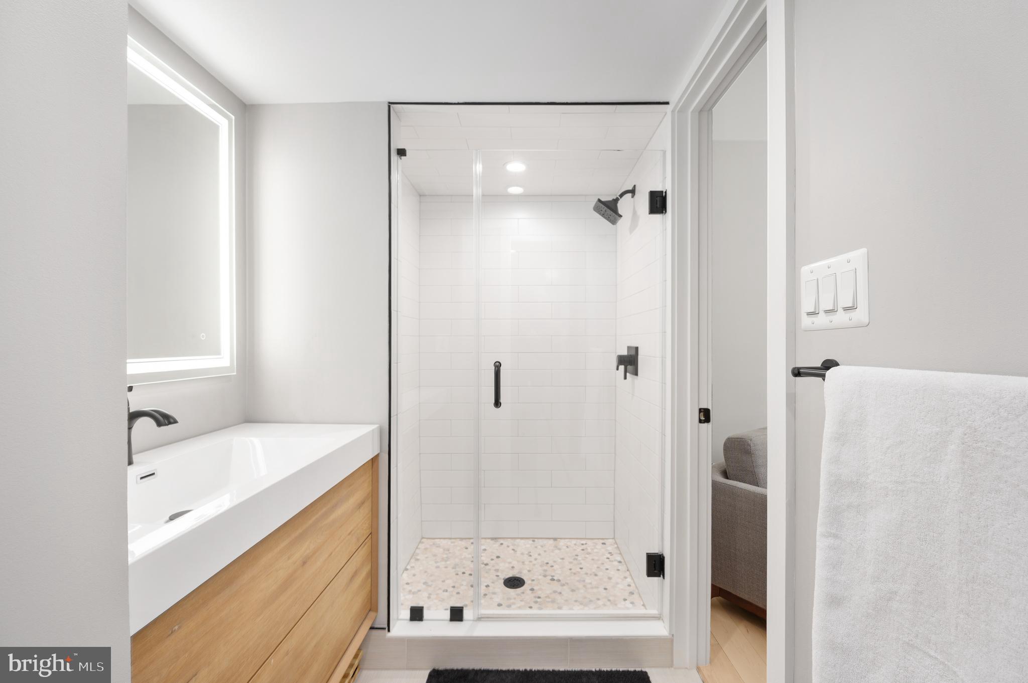 LAKE RIDGE - Residential