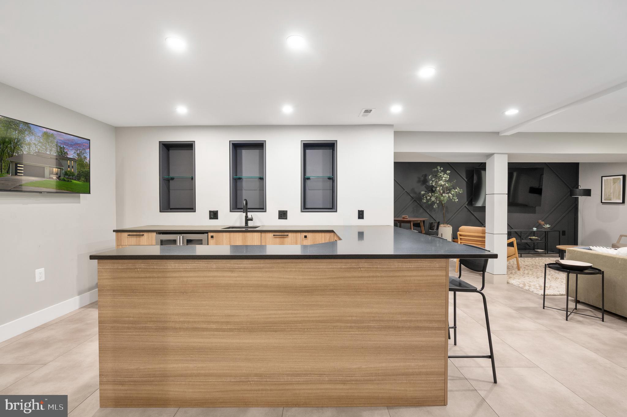 LAKE RIDGE - Residential