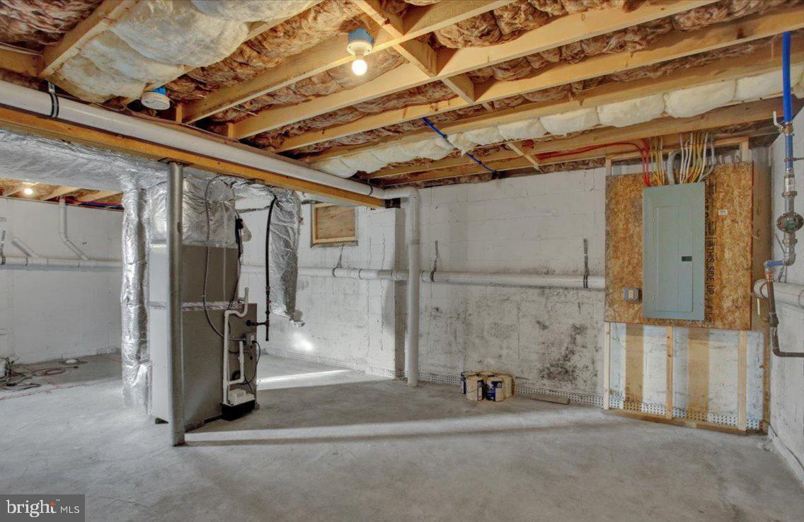 BROOKVIEW - Residential Lease