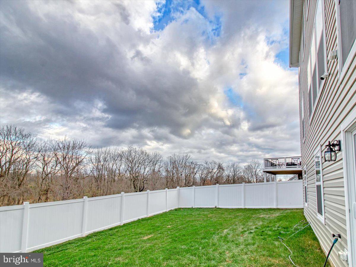 WESTVIEW SOUTH - Residential