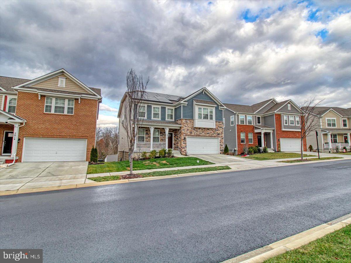 WESTVIEW SOUTH - Residential