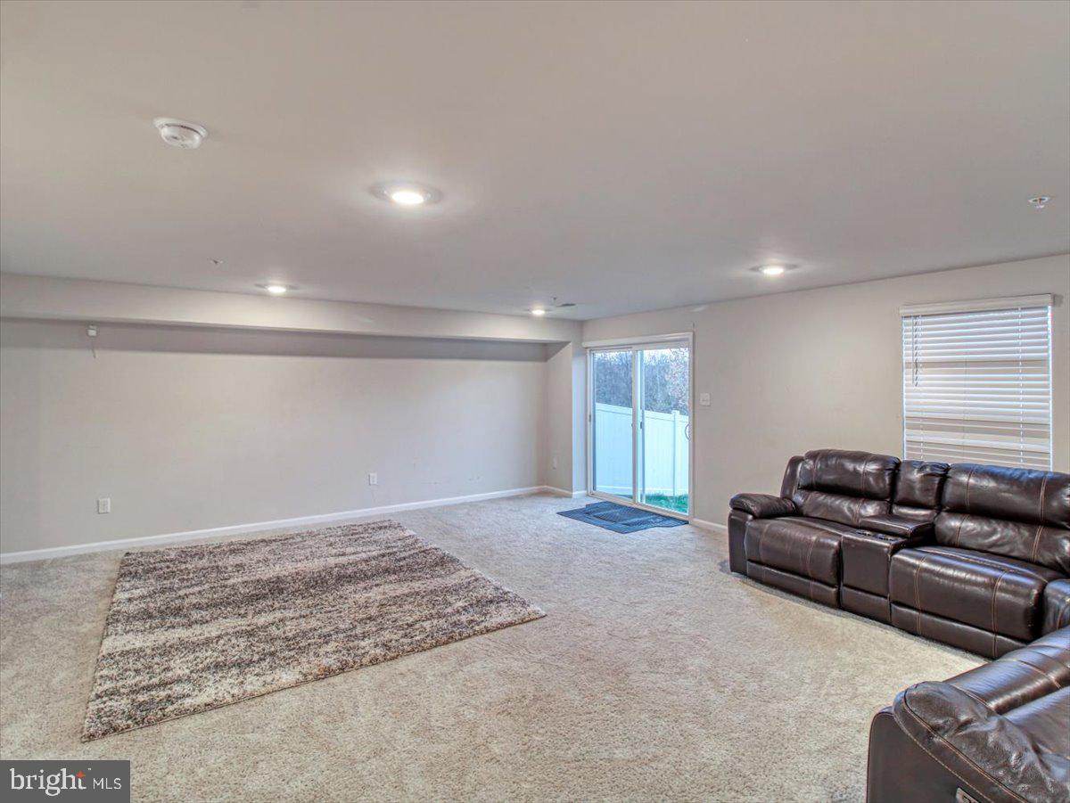 WESTVIEW SOUTH - Residential