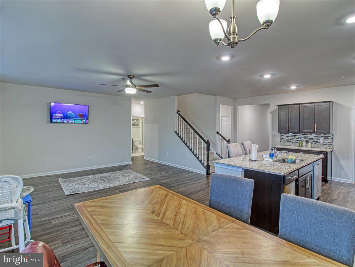 WESTVIEW SOUTH - Residential