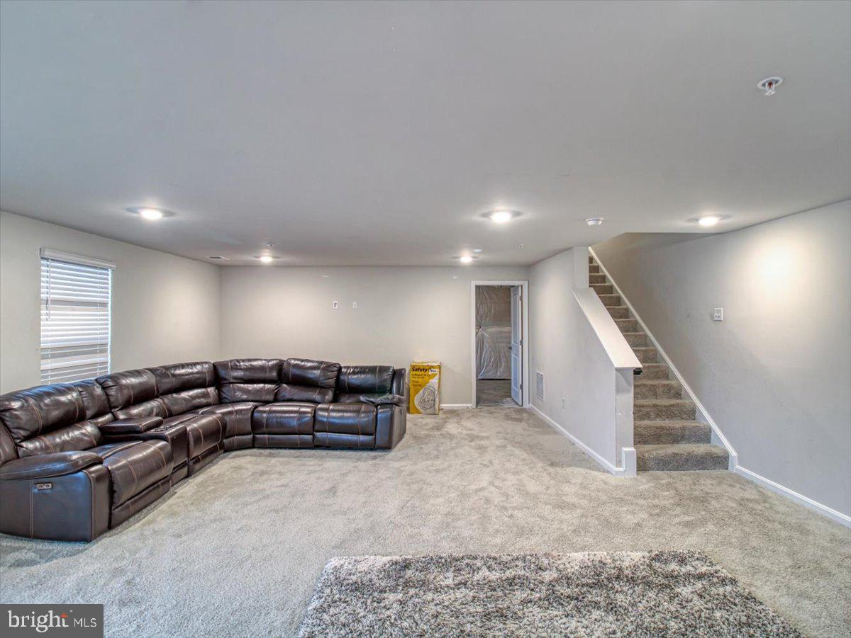 WESTVIEW SOUTH - Residential