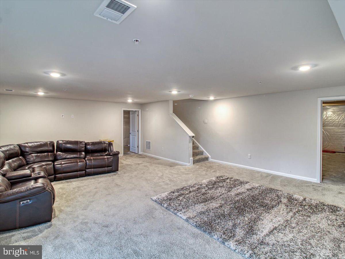 WESTVIEW SOUTH - Residential