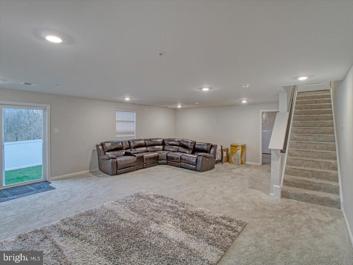 WESTVIEW SOUTH - Residential