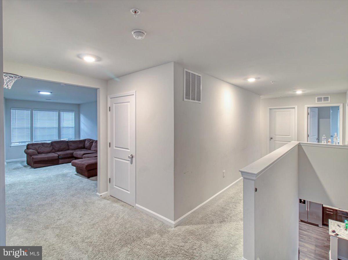 WESTVIEW SOUTH - Residential