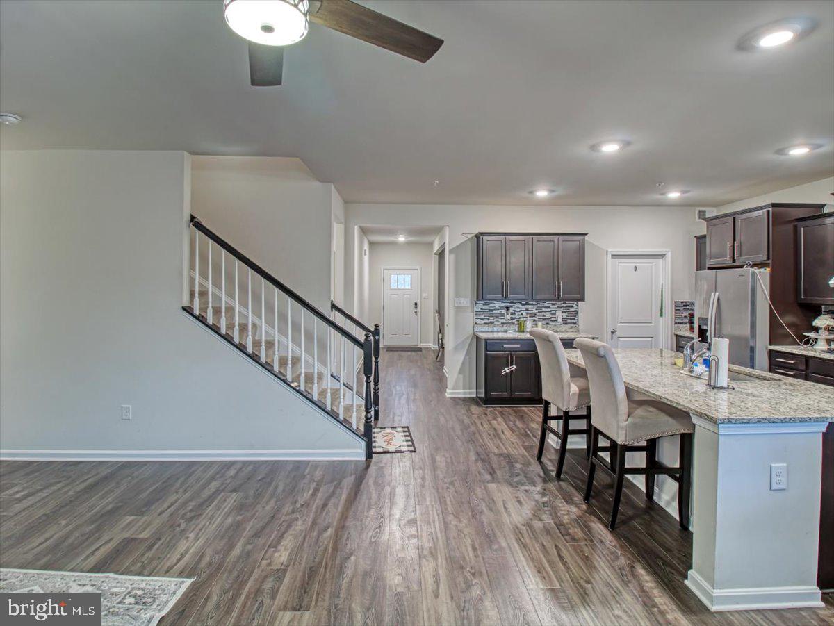 WESTVIEW SOUTH - Residential