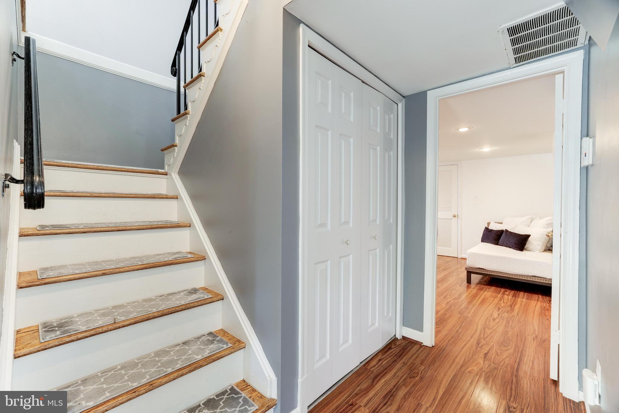 KINGS PARK WEST - Residential