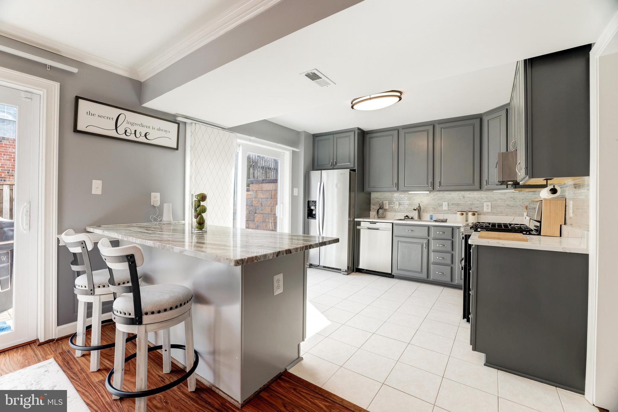 KINGS PARK WEST - Residential