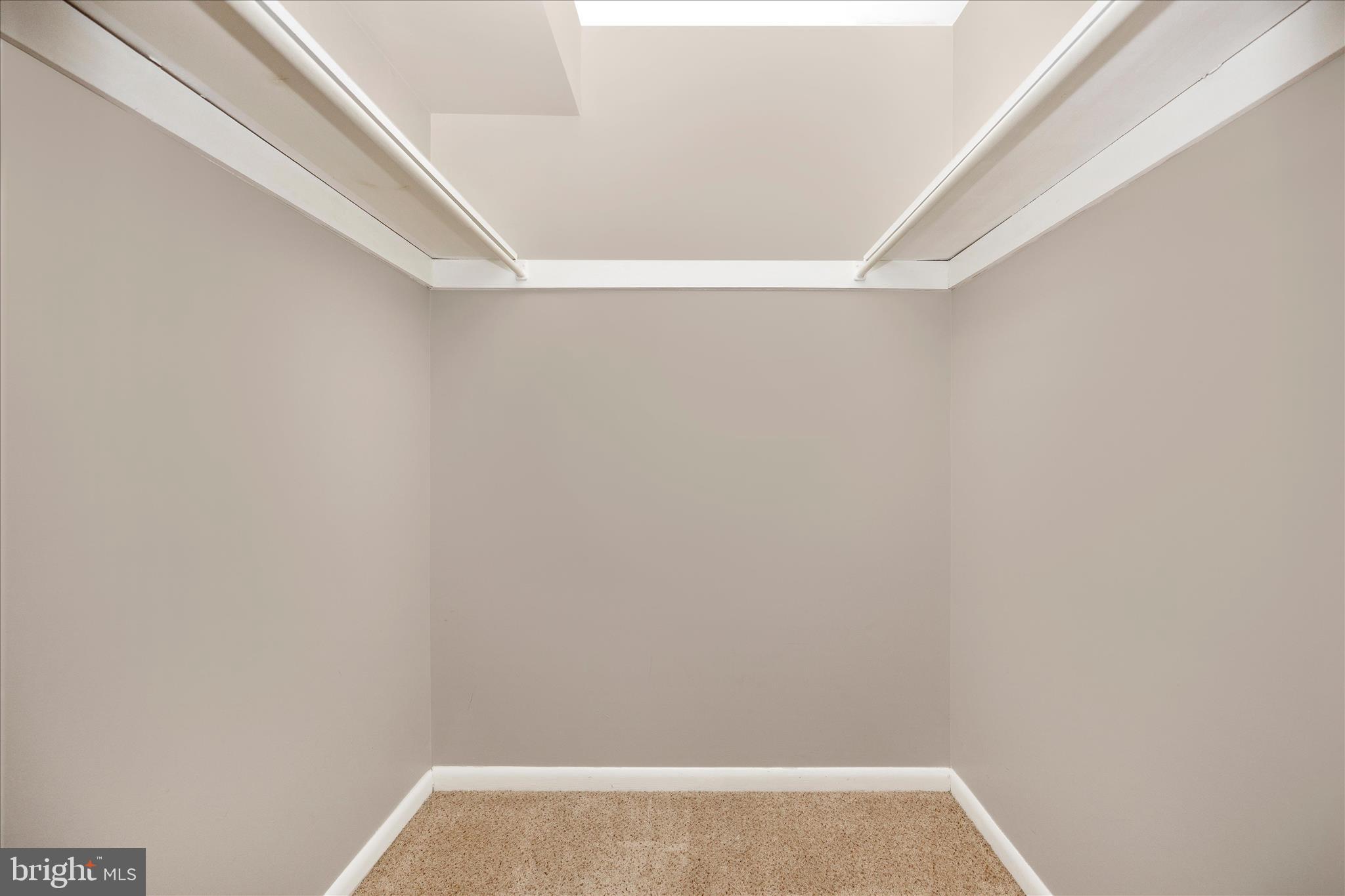 GLADE TOWN - Residential