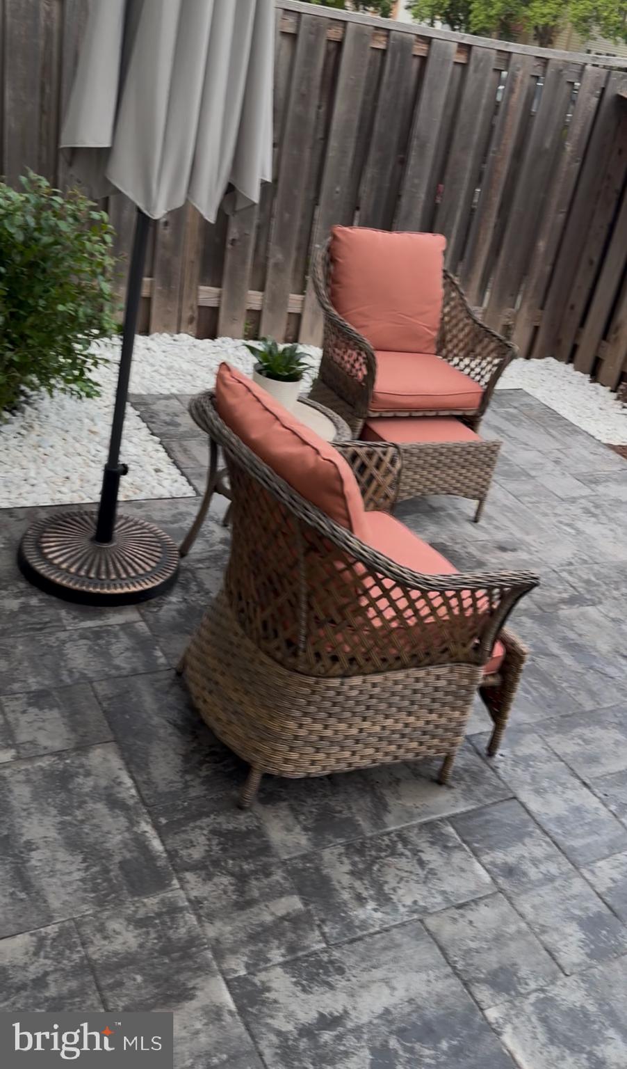 STONINGTON CONDOMINIUMS - Residential