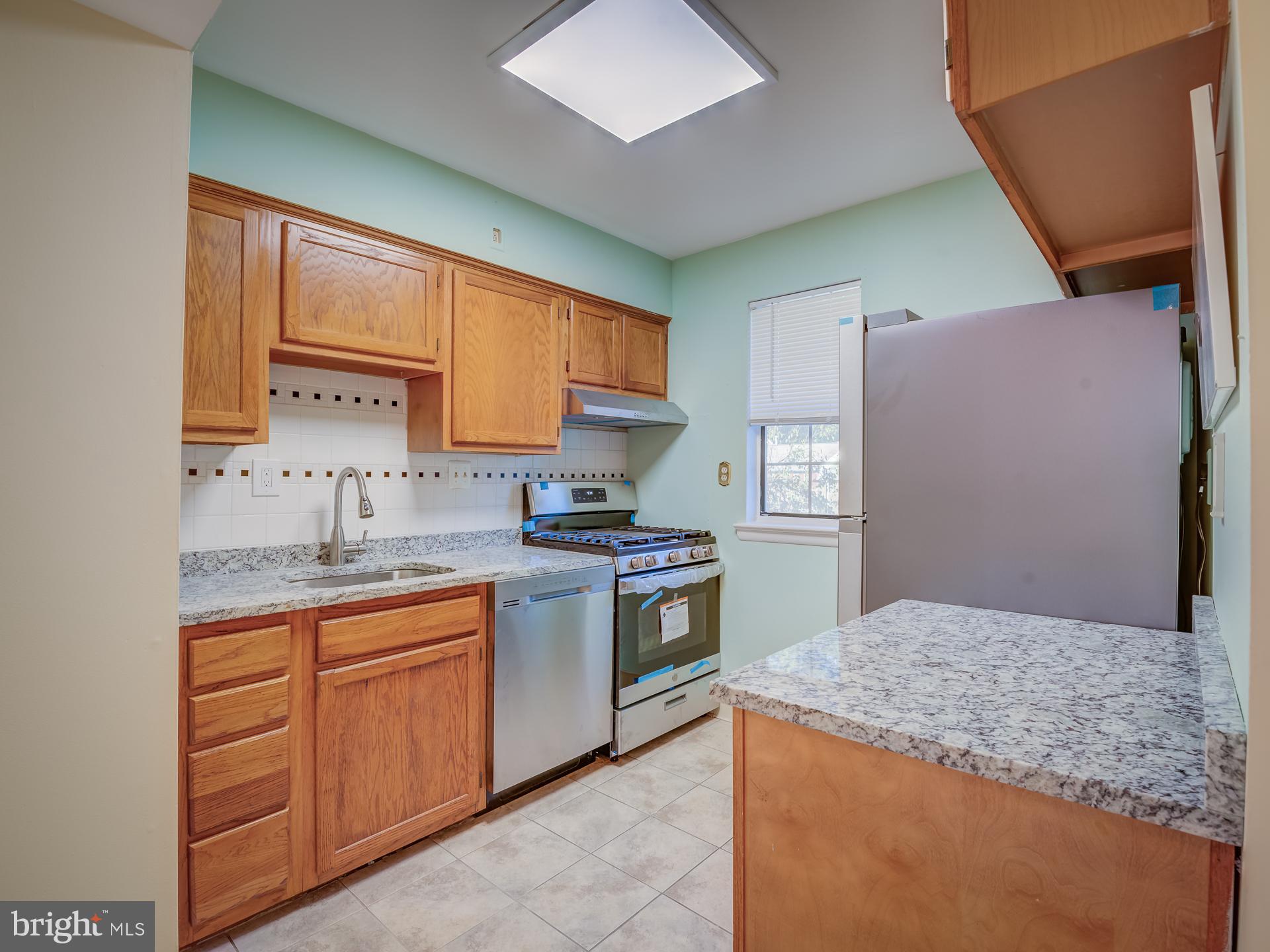 VILLAGE BROOK - Residential