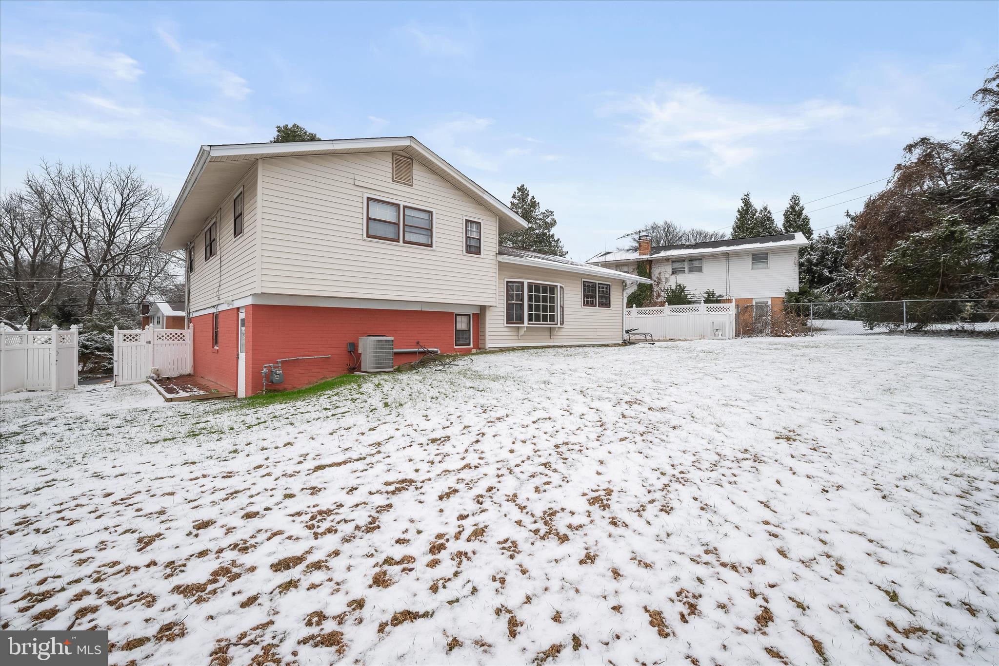 REGENCY ESTATES - Residential