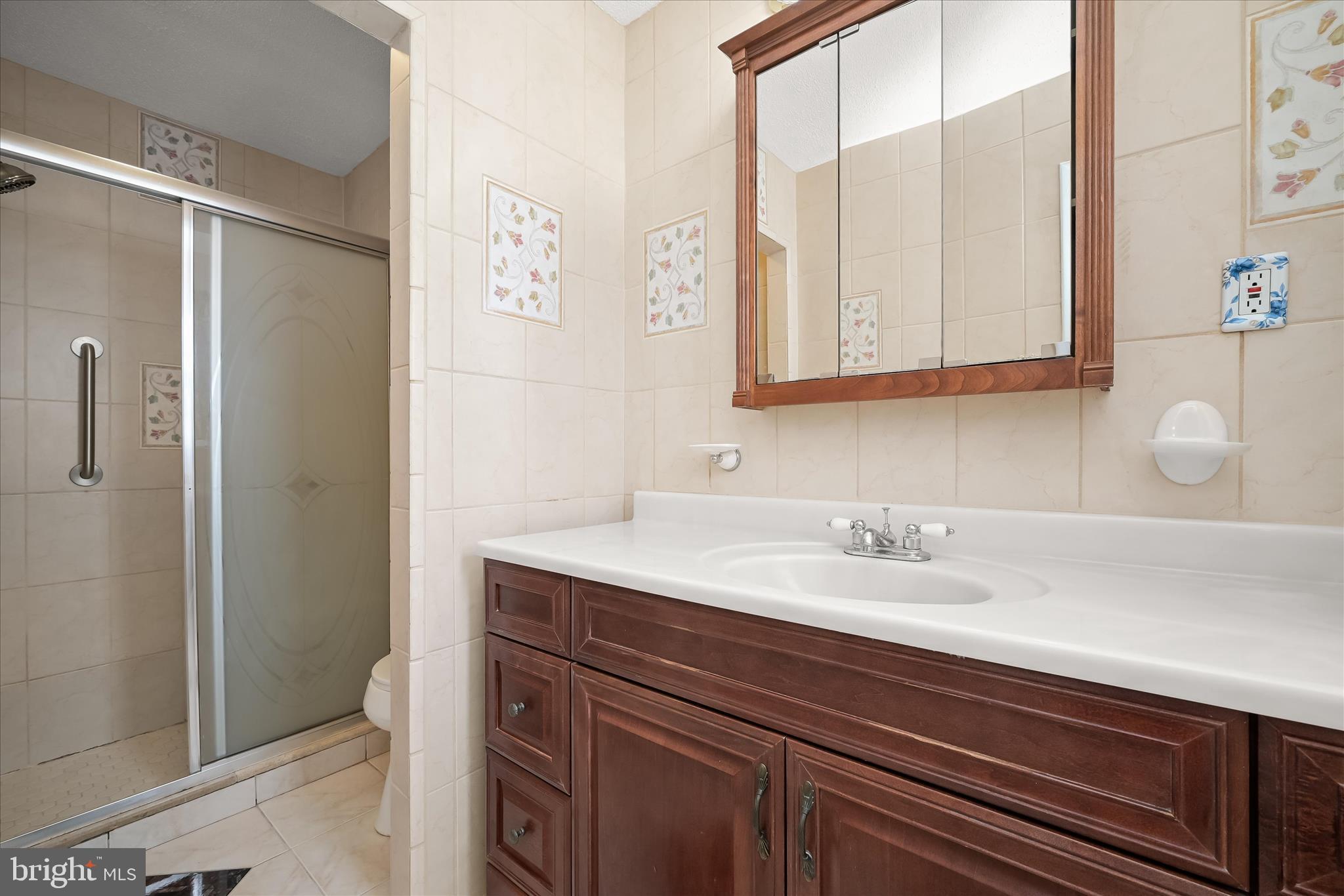 REGENCY ESTATES - Residential