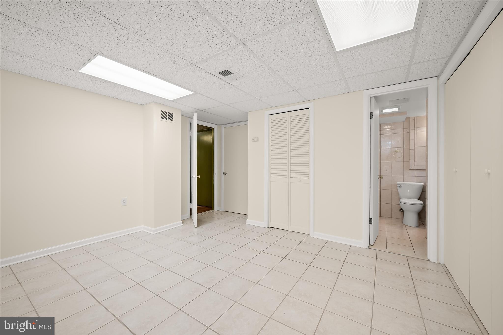 REGENCY ESTATES - Residential