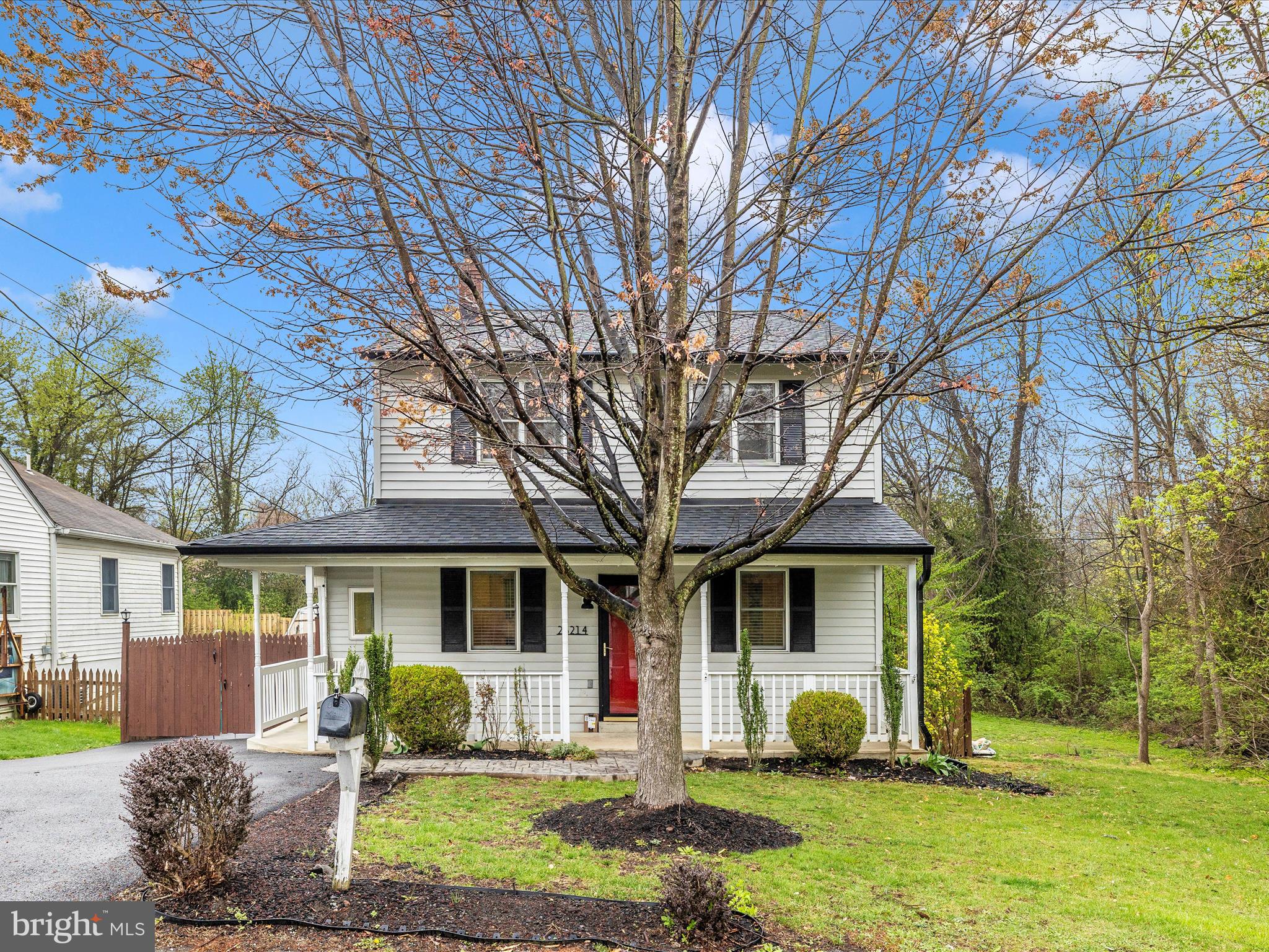 DAMASCUS OUTSIDE - Residential Lease