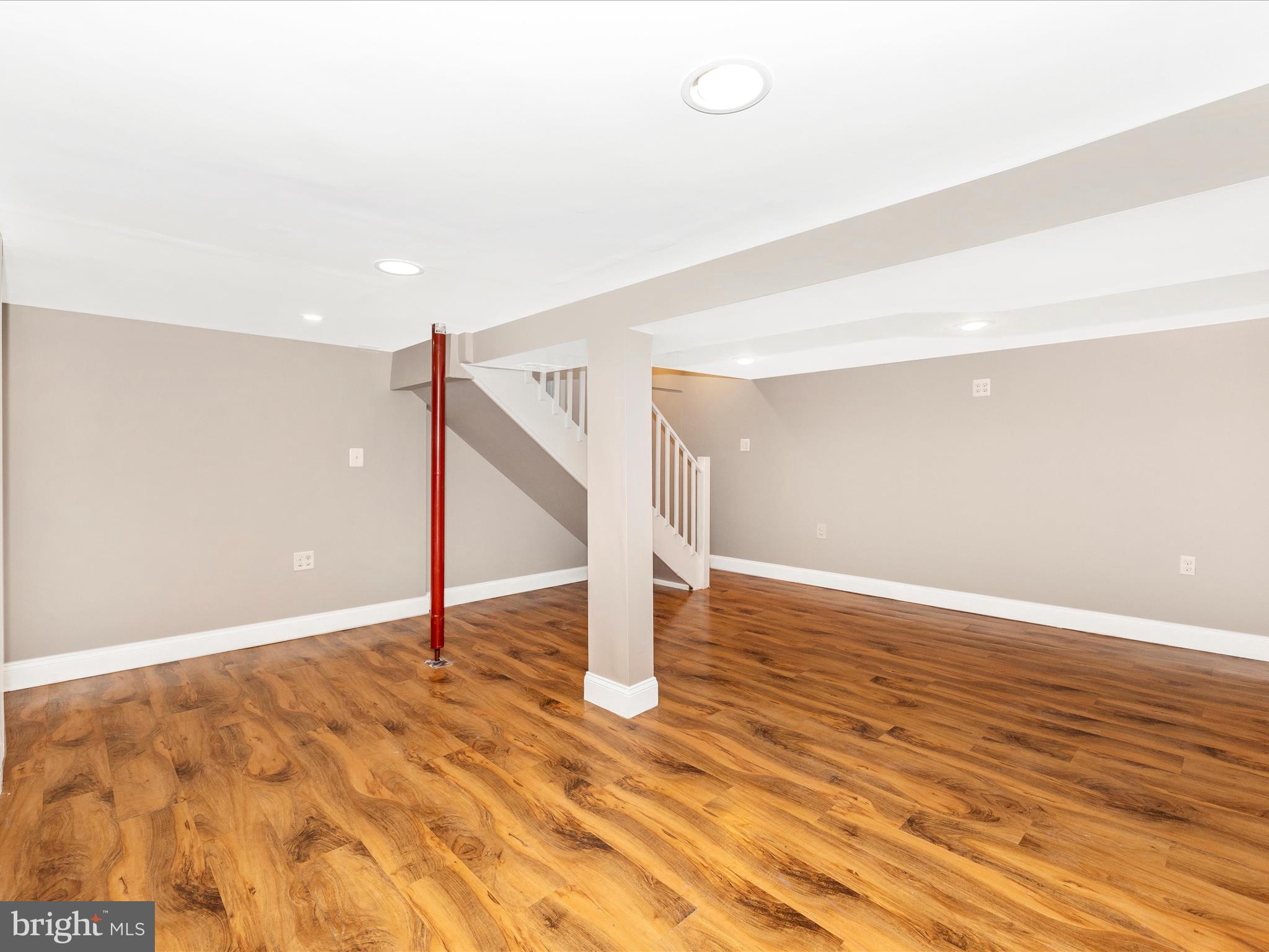 DAMASCUS OUTSIDE - Residential Lease