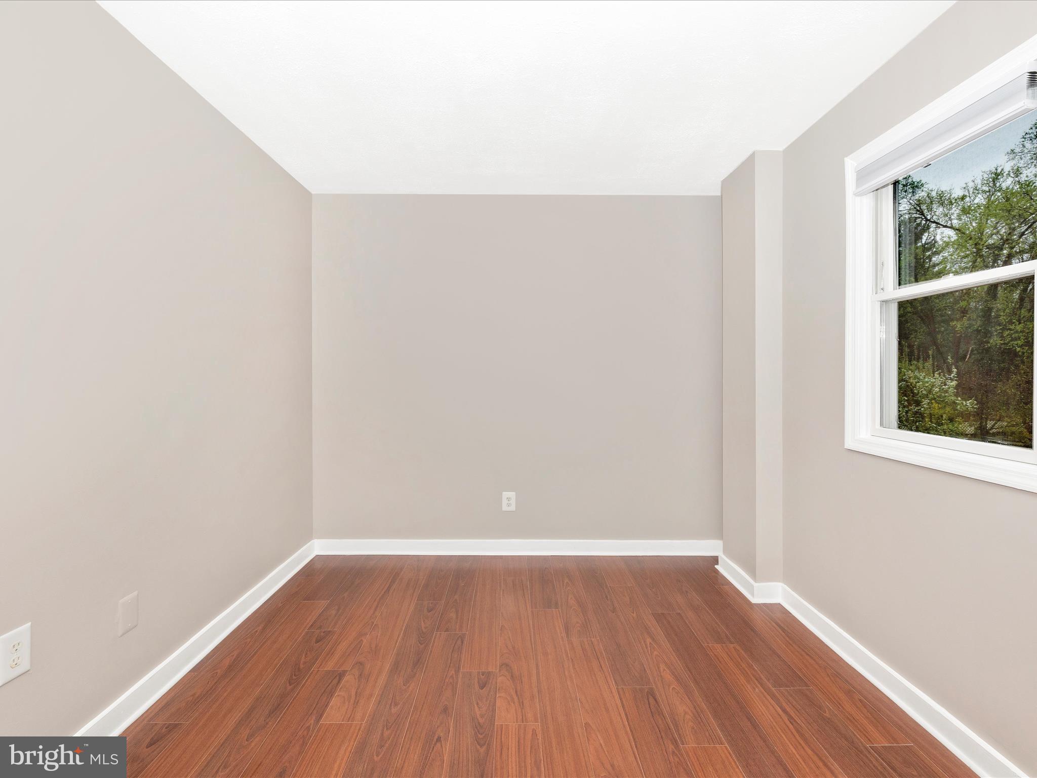 DAMASCUS OUTSIDE - Residential Lease