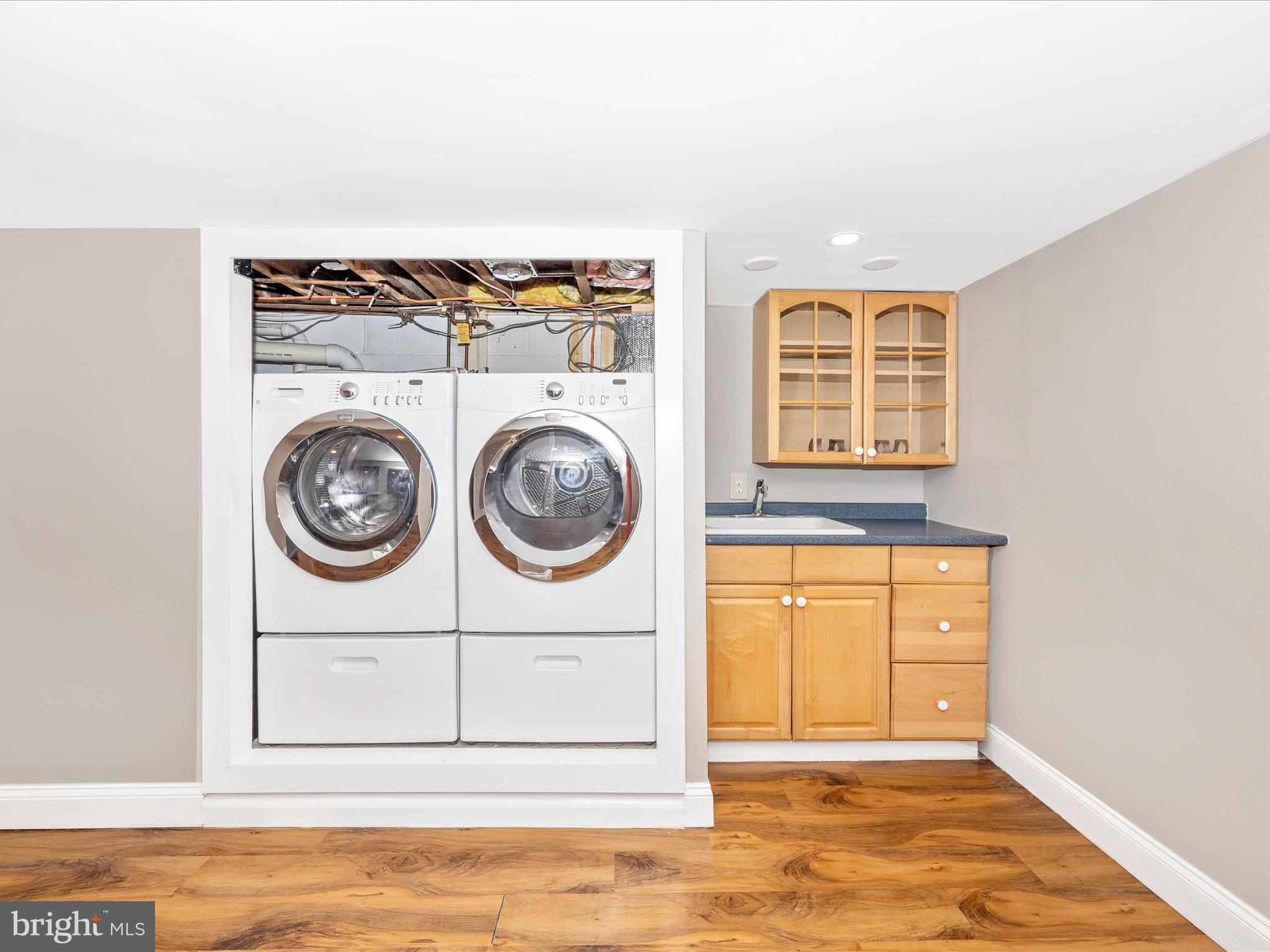 DAMASCUS OUTSIDE - Residential Lease