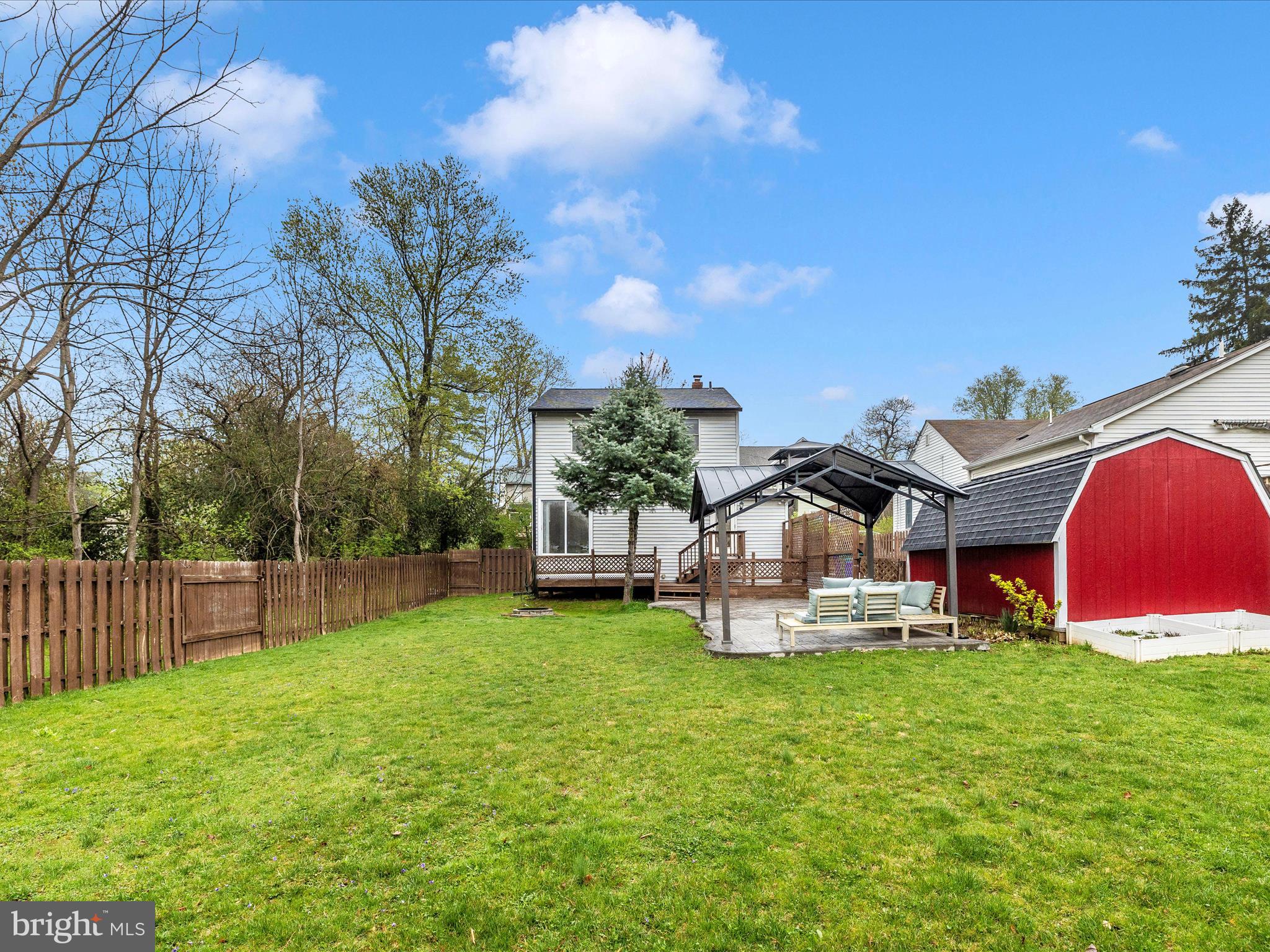 DAMASCUS OUTSIDE - Residential Lease