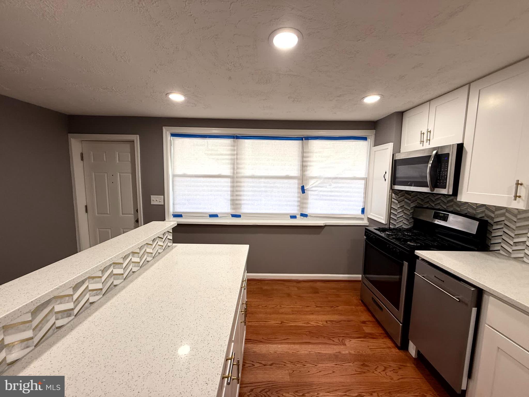 RIVERVIEW - Residential