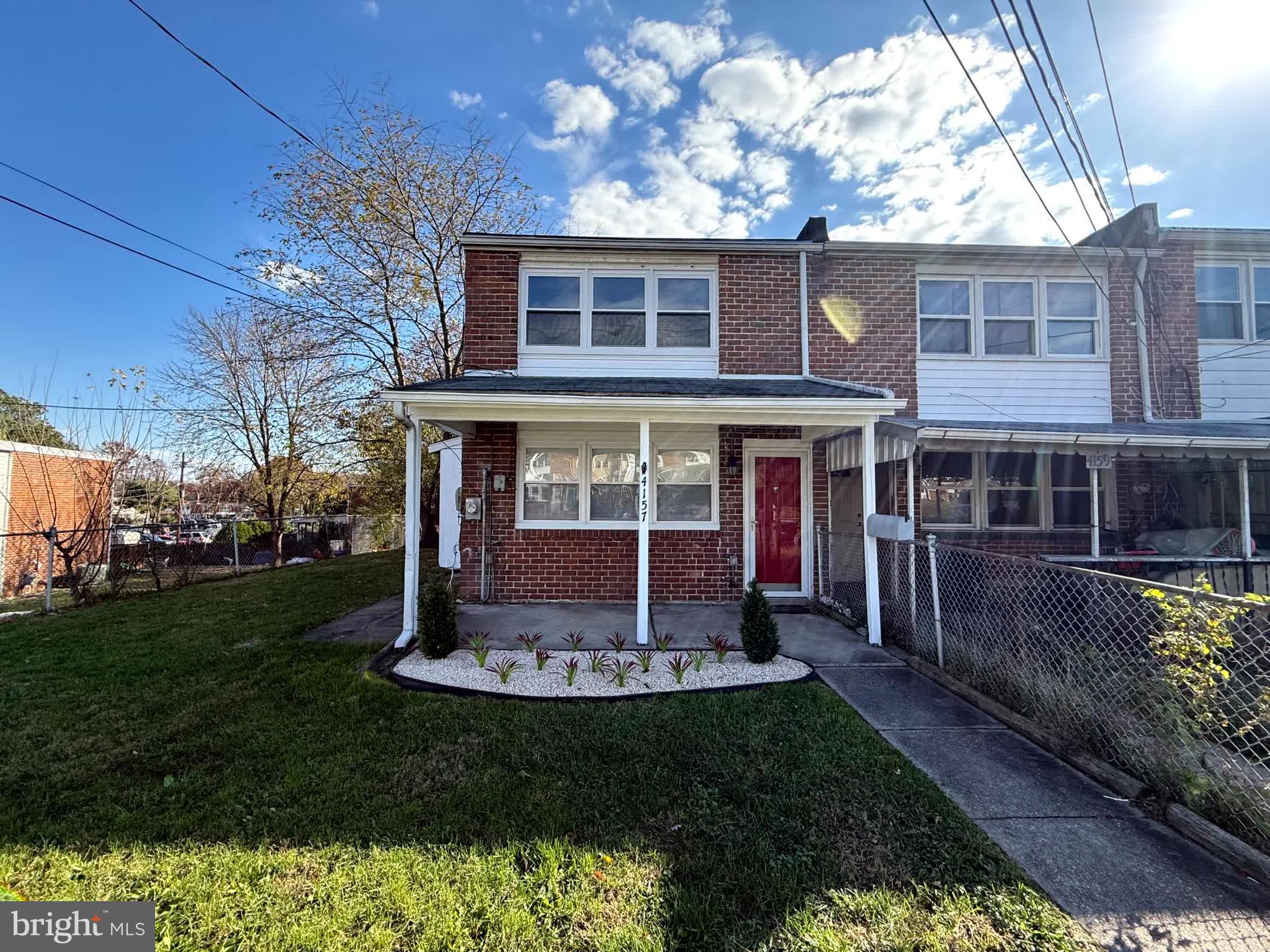 RIVERVIEW - Residential