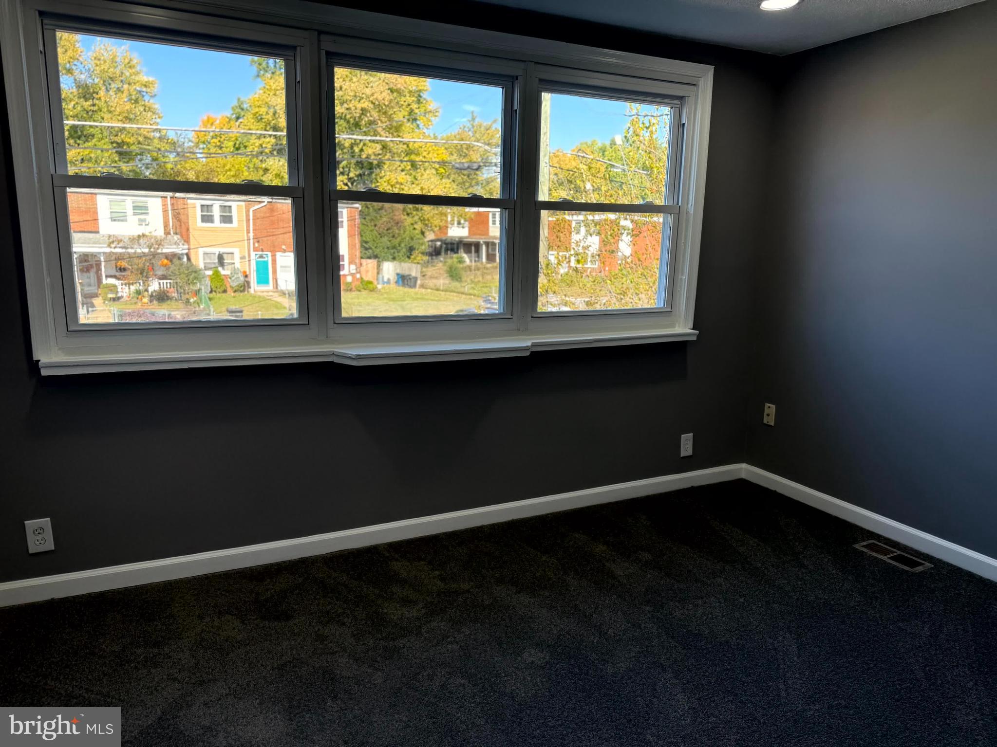 RIVERVIEW - Residential