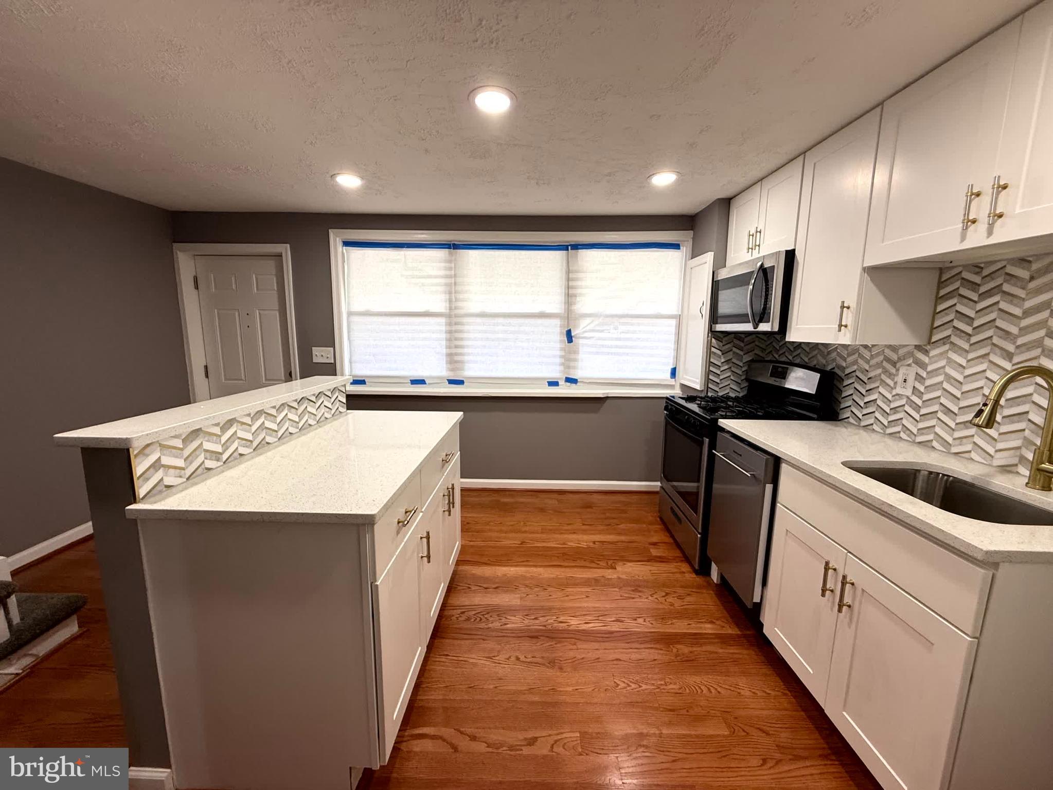 RIVERVIEW - Residential