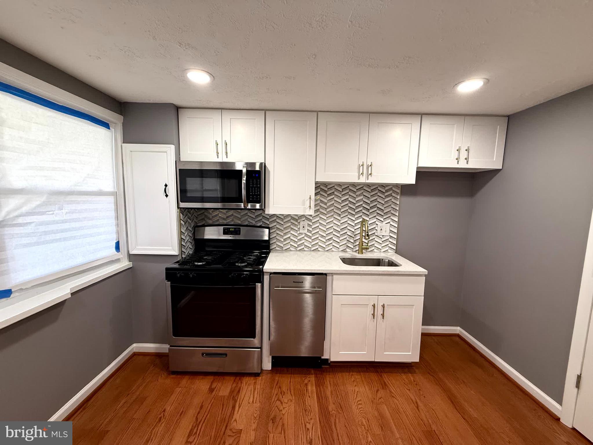 RIVERVIEW - Residential