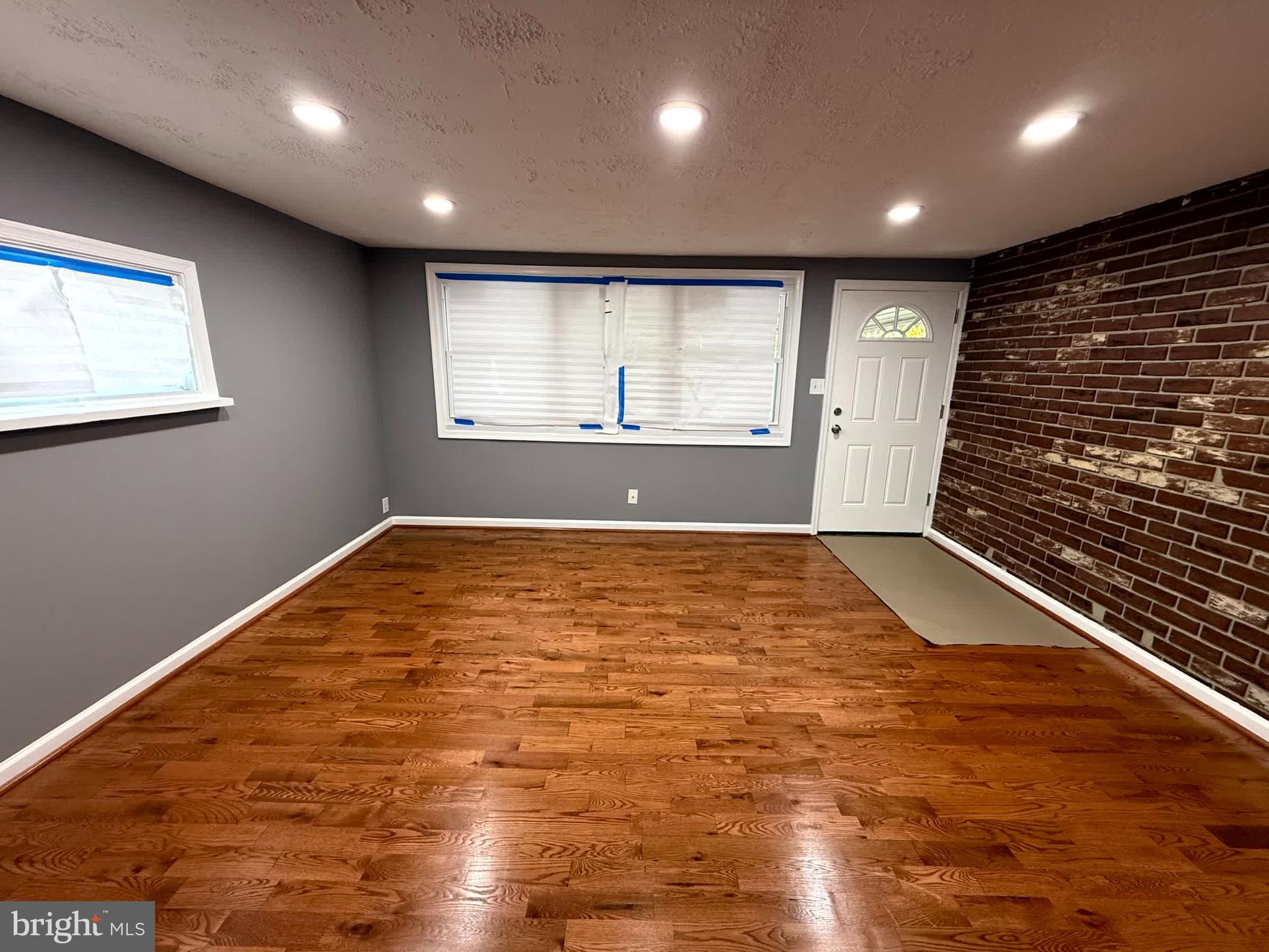 RIVERVIEW - Residential