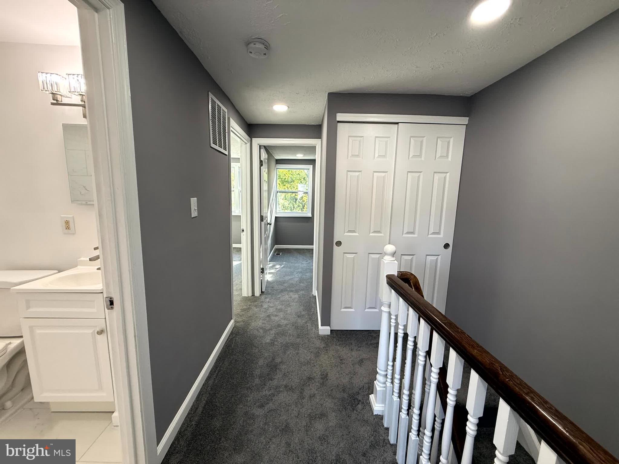 RIVERVIEW - Residential