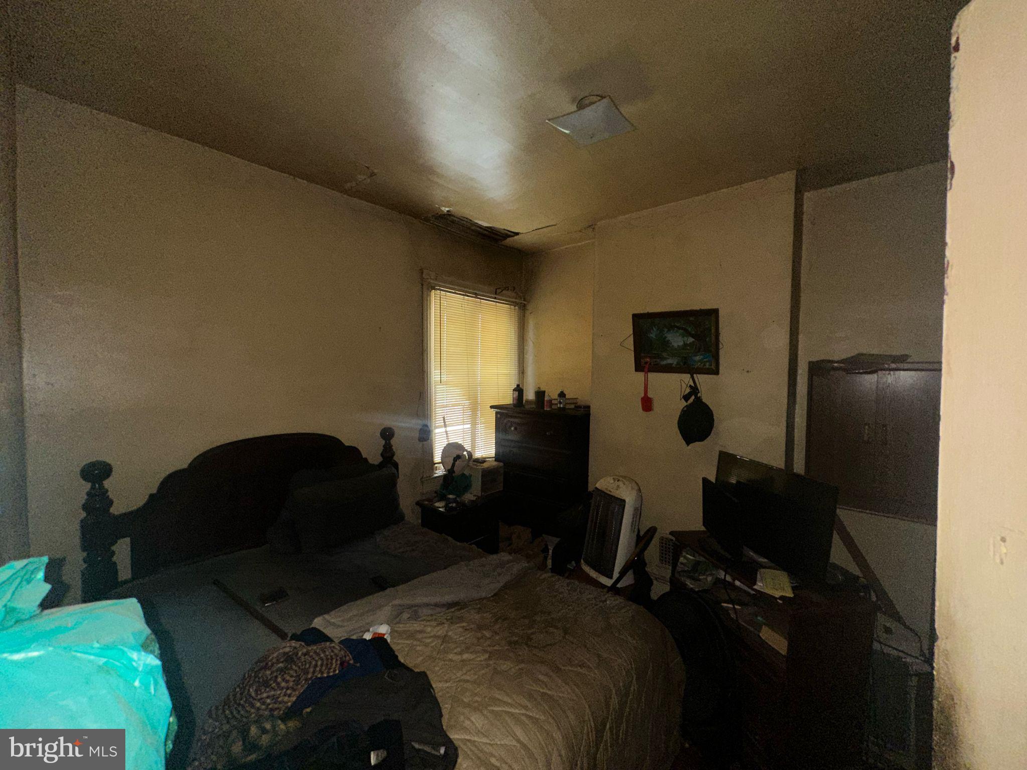 SANDTOWN-WINCHESTER - Residential