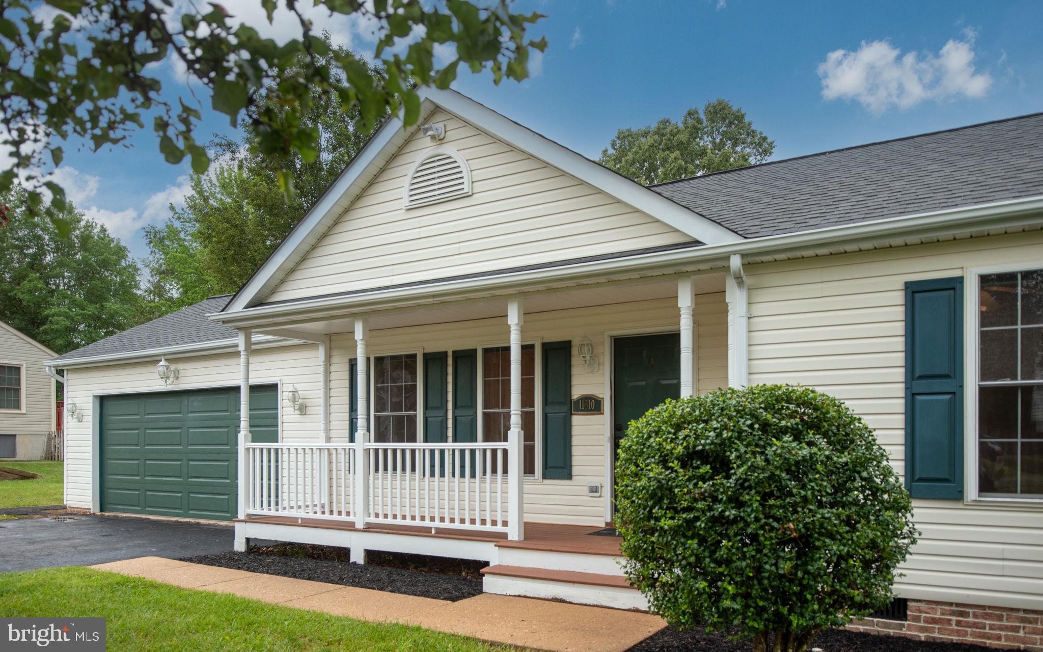 FALCON RIDGE - Residential