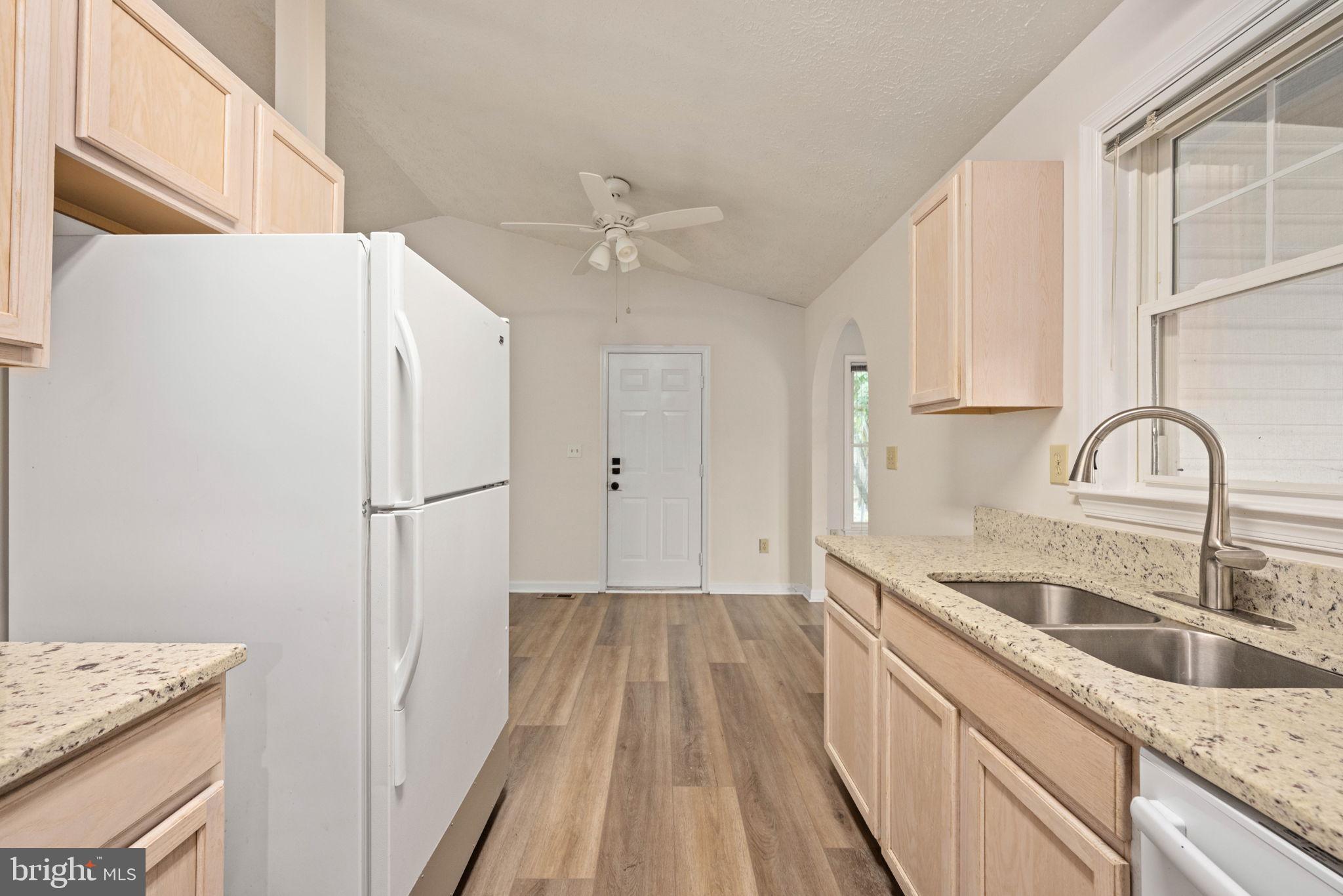 FALCON RIDGE - Residential