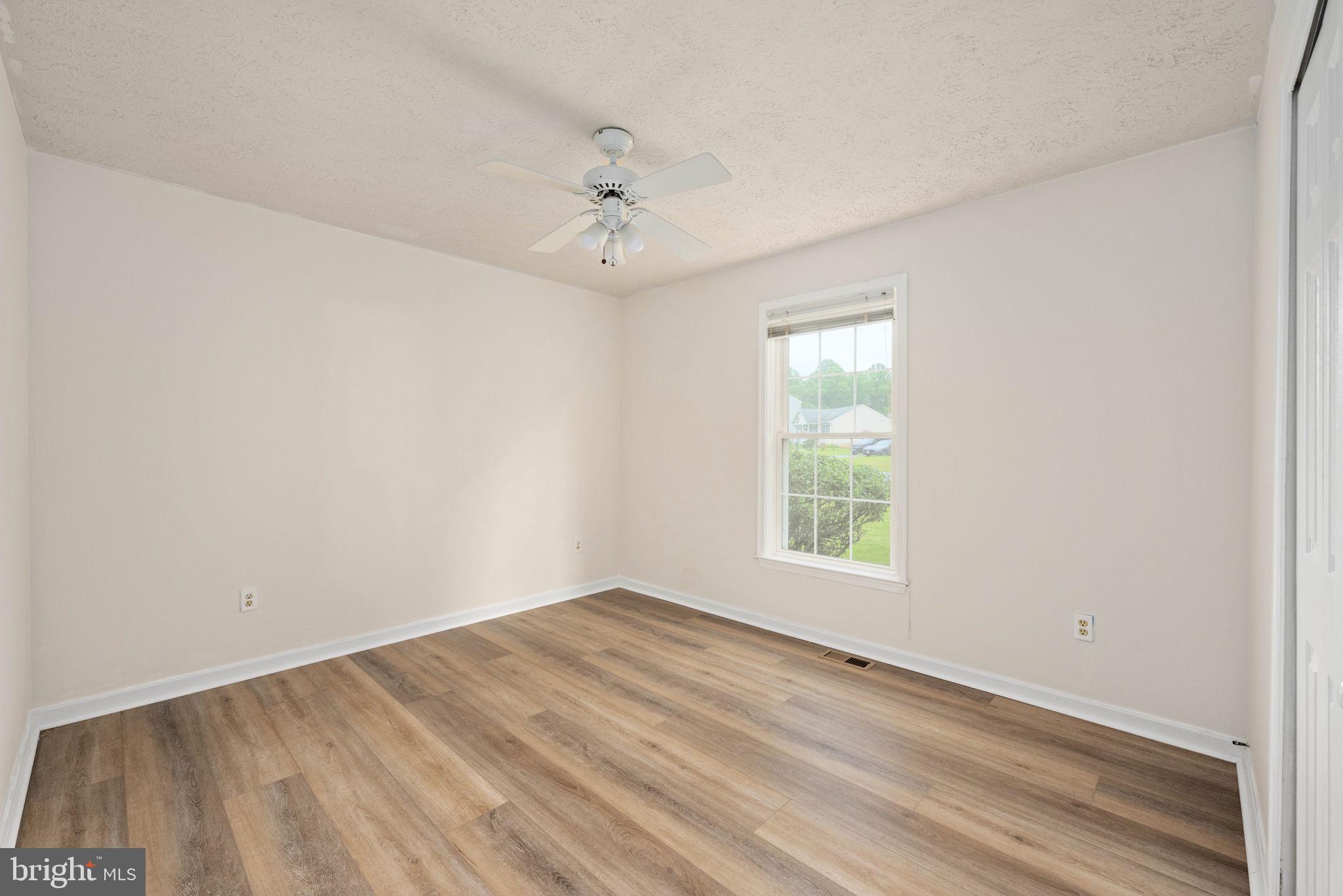 FALCON RIDGE - Residential