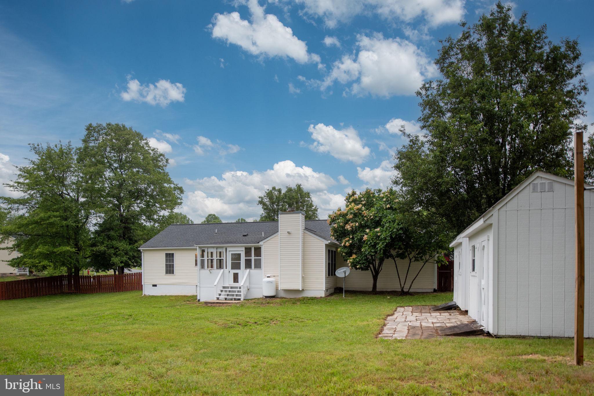 FALCON RIDGE - Residential