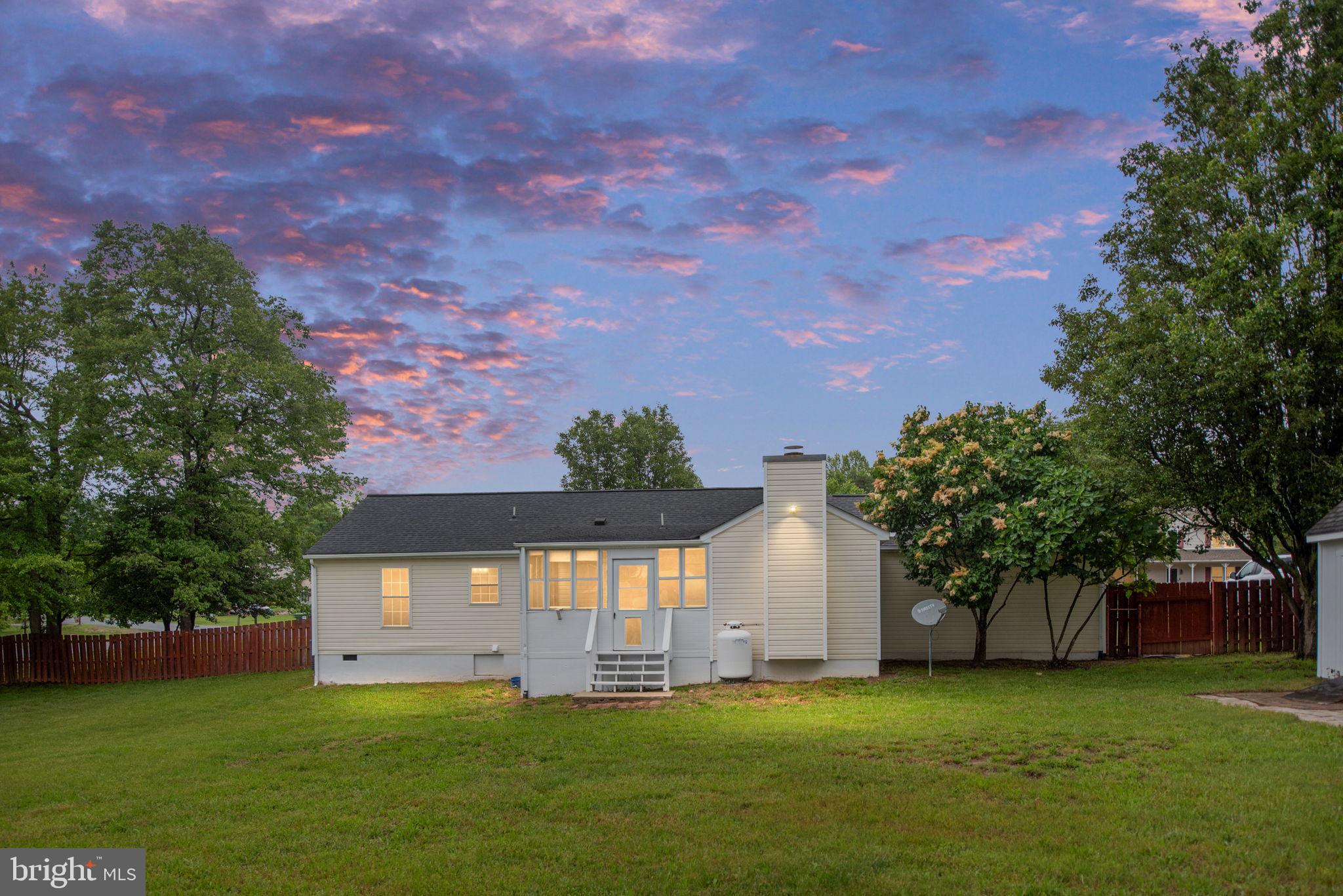 FALCON RIDGE - Residential