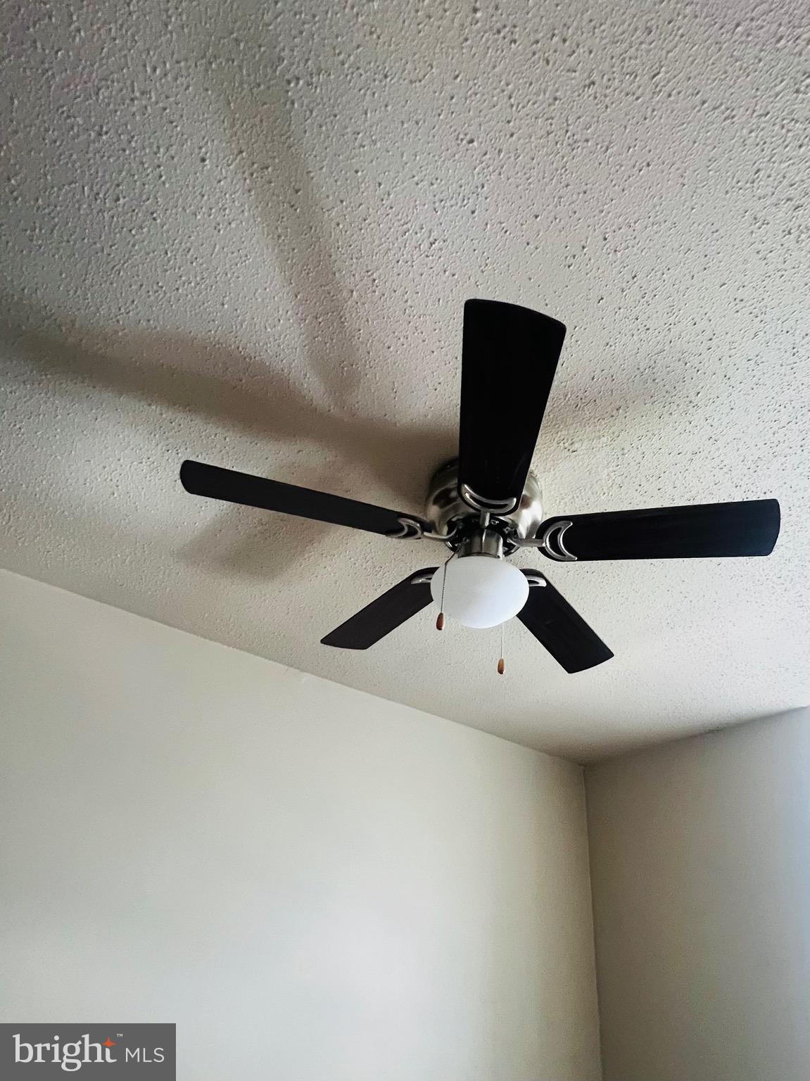 WINDMILL SQUARE - Residential