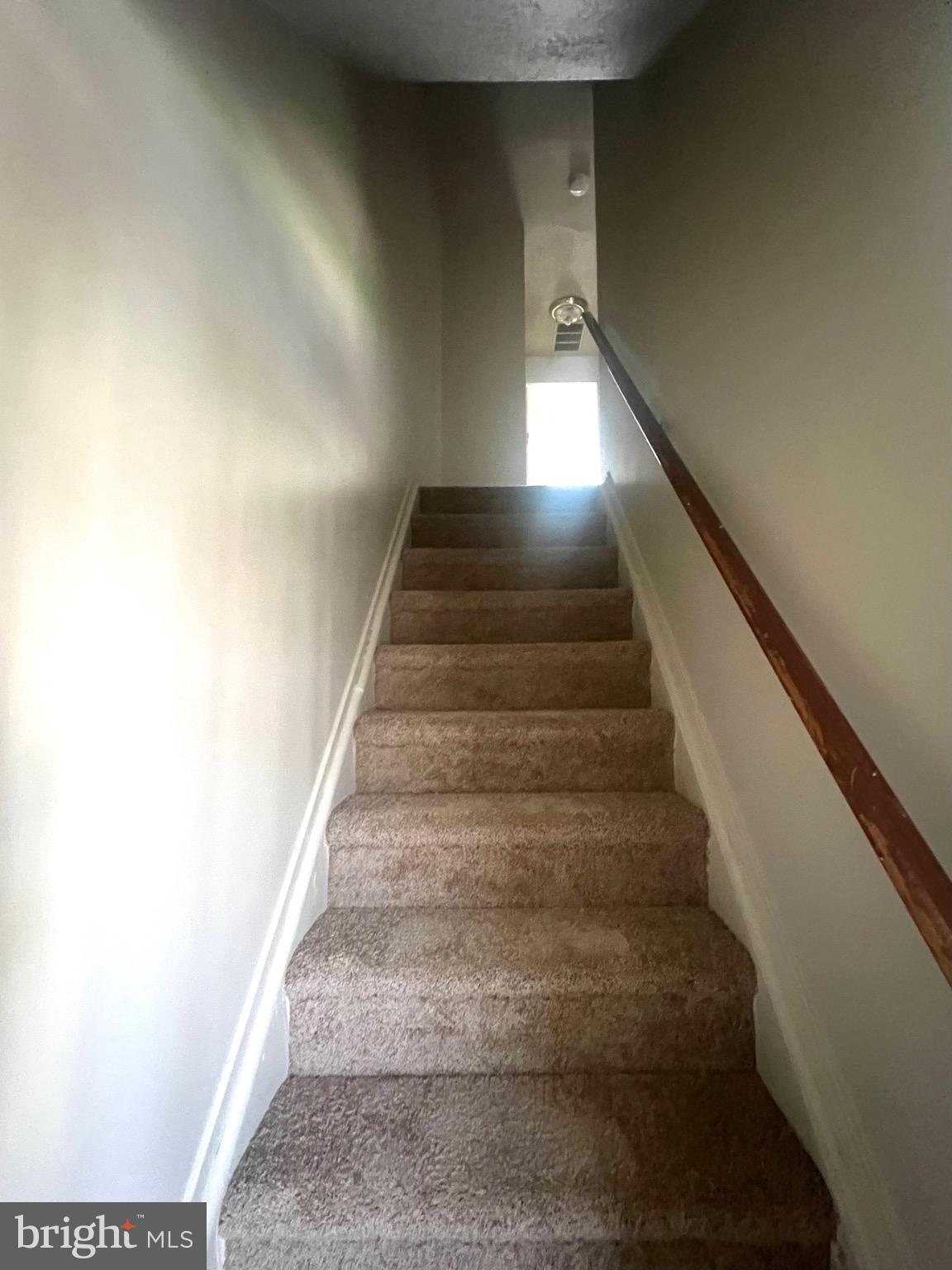 WINDMILL SQUARE - Residential