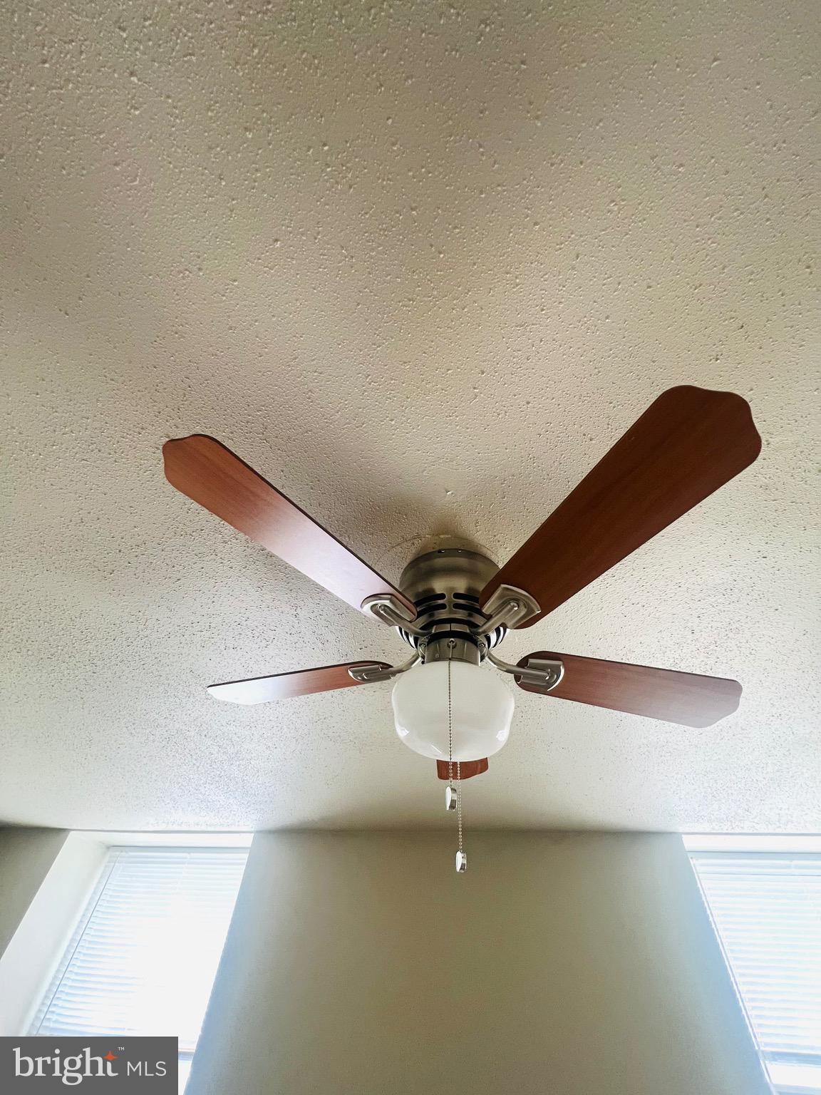 WINDMILL SQUARE - Residential