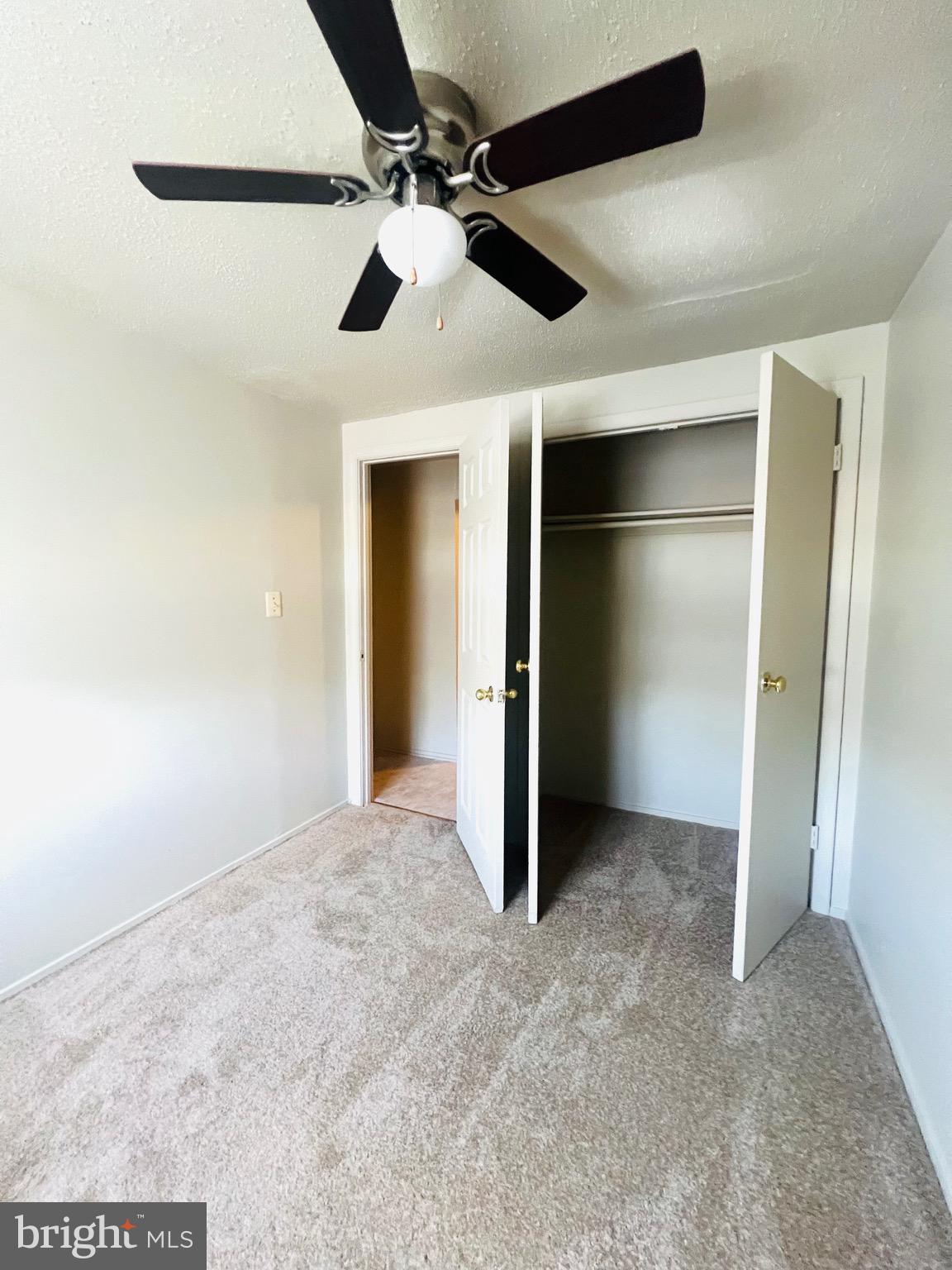 WINDMILL SQUARE - Residential