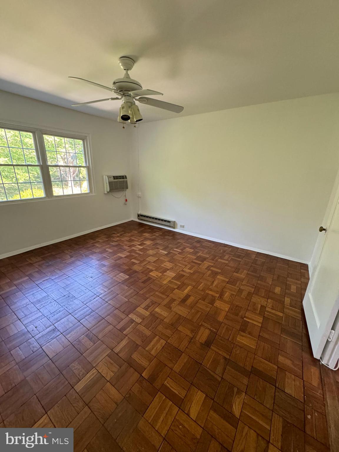 PARKFAIRFAX - Residential Lease