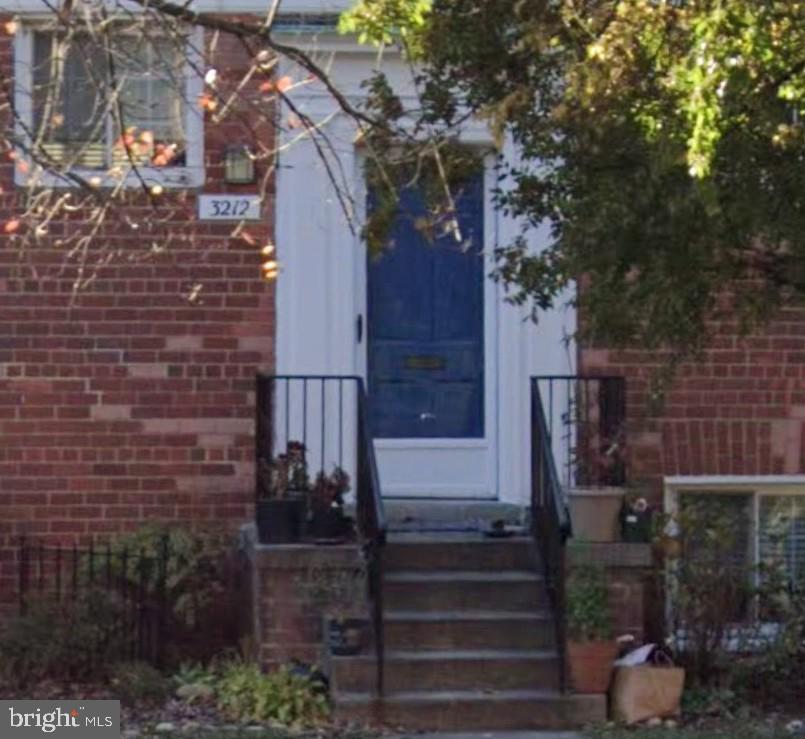 PARKFAIRFAX - Residential Lease