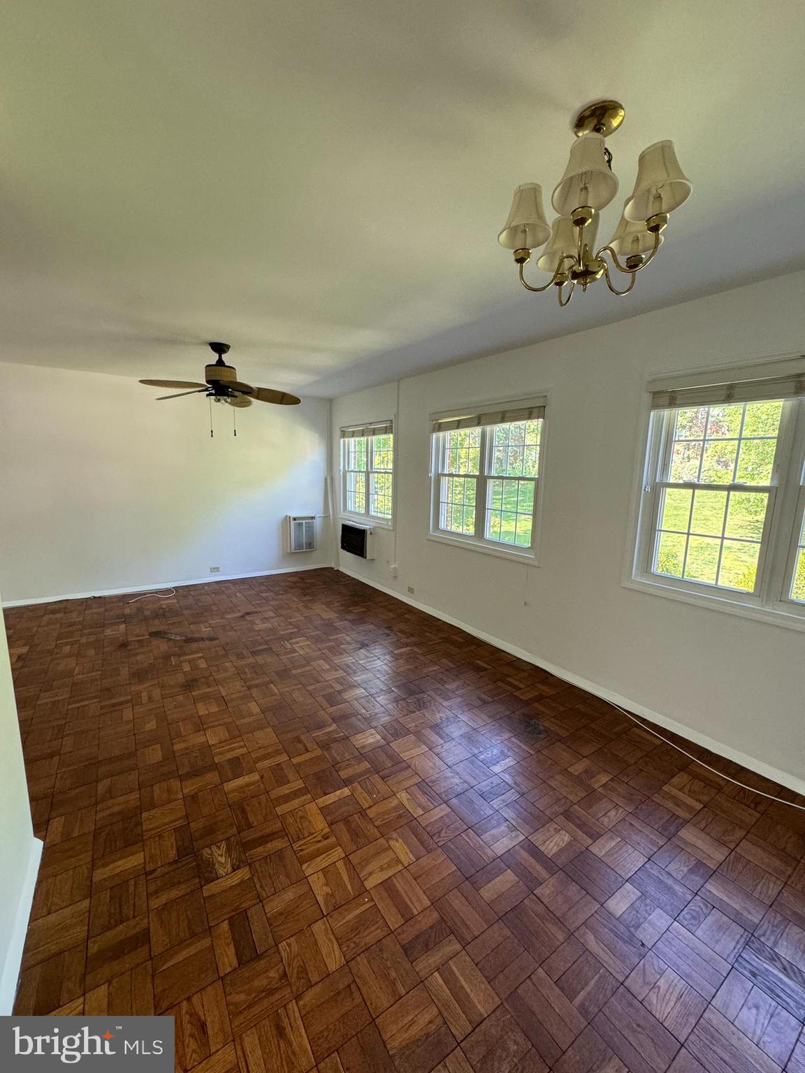 PARKFAIRFAX - Residential Lease