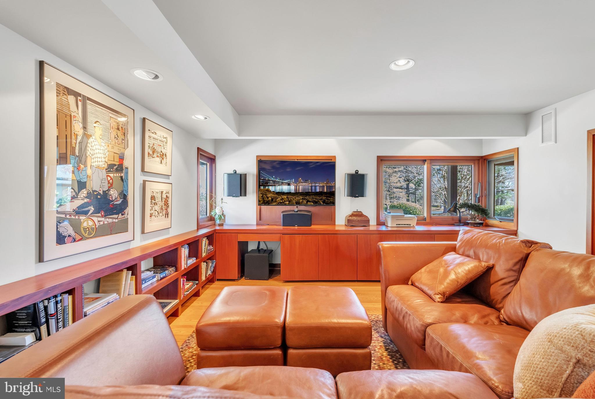 ANCHORAGE - Residential