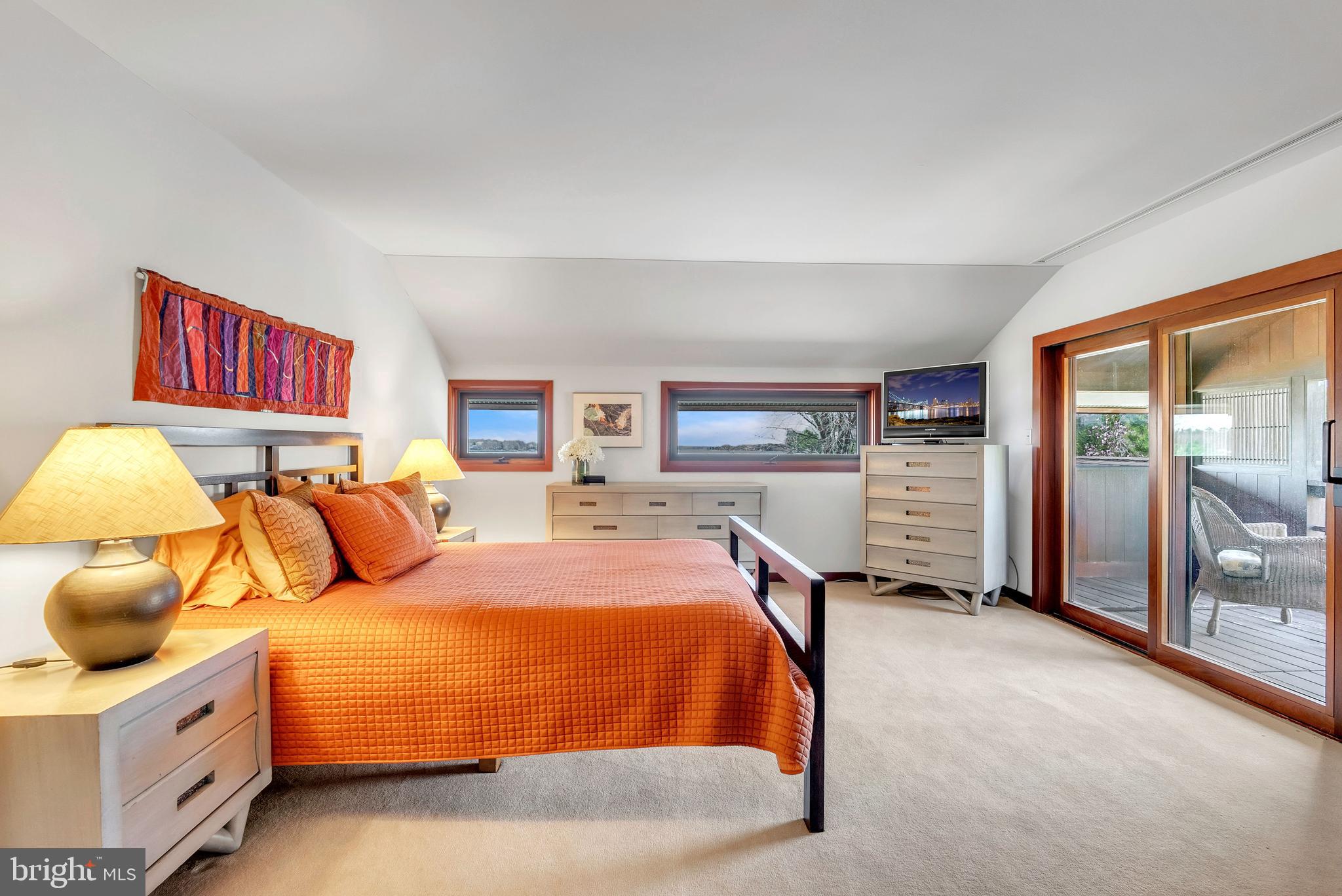 ANCHORAGE - Residential