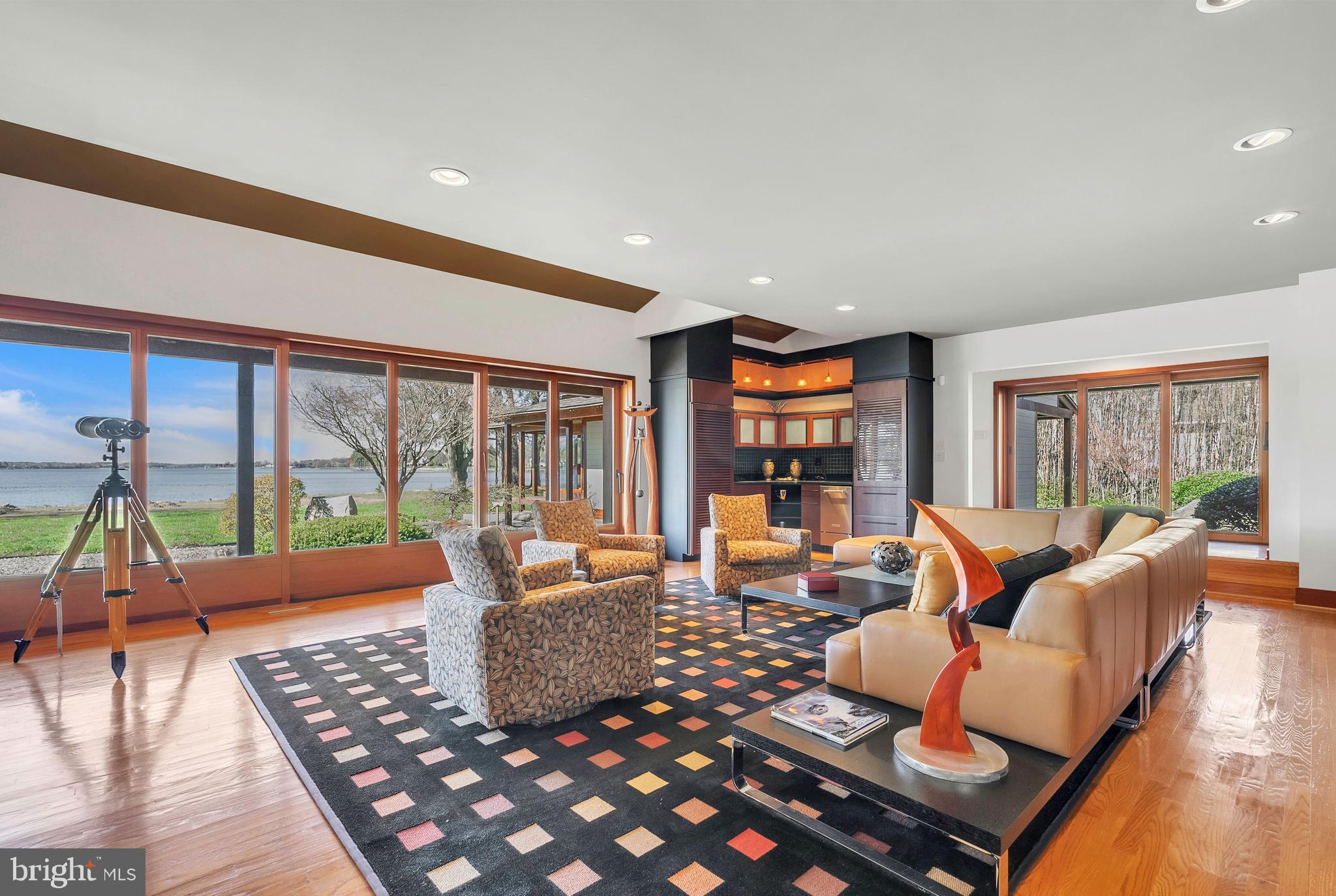 ANCHORAGE - Residential