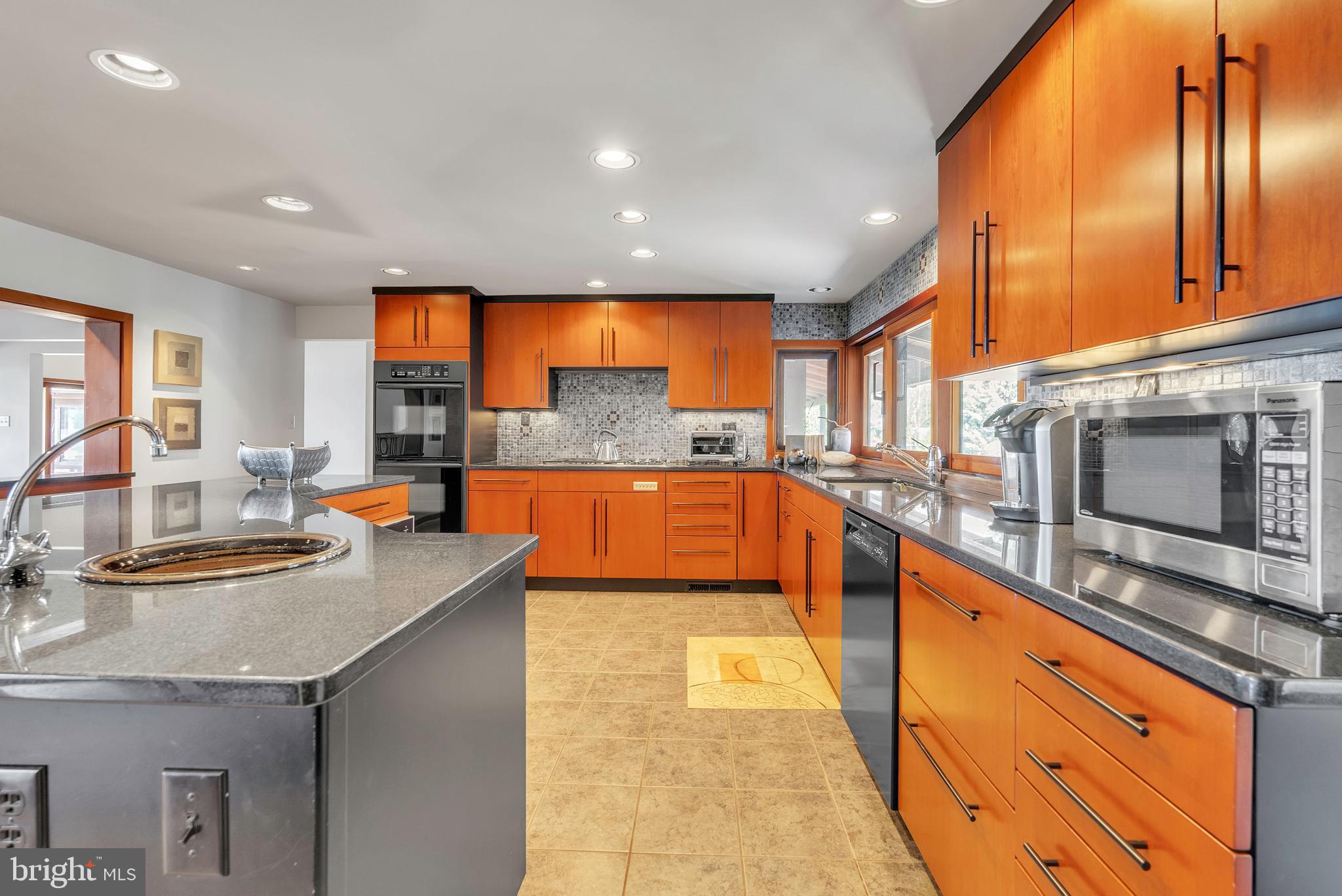 ANCHORAGE - Residential