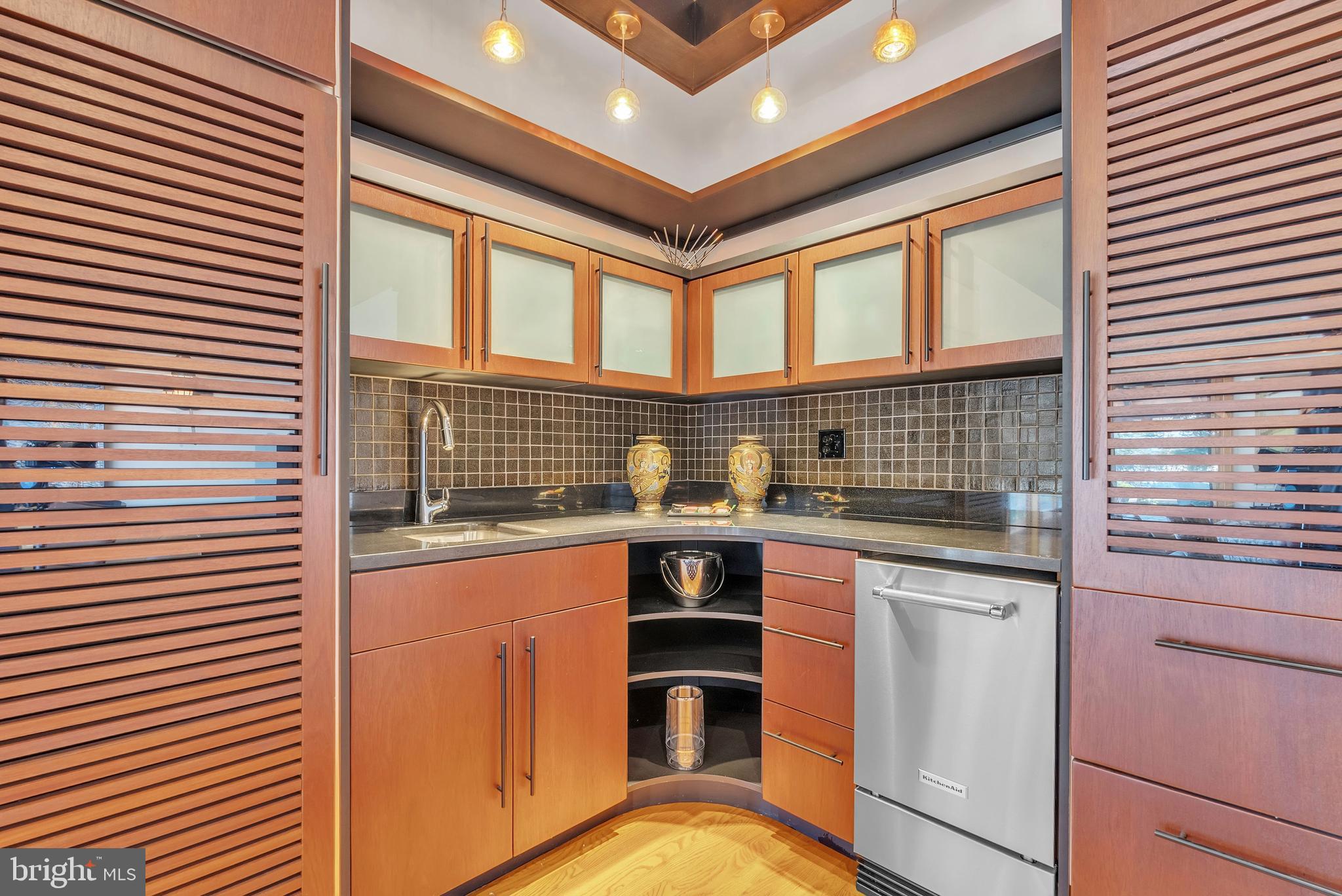 ANCHORAGE - Residential